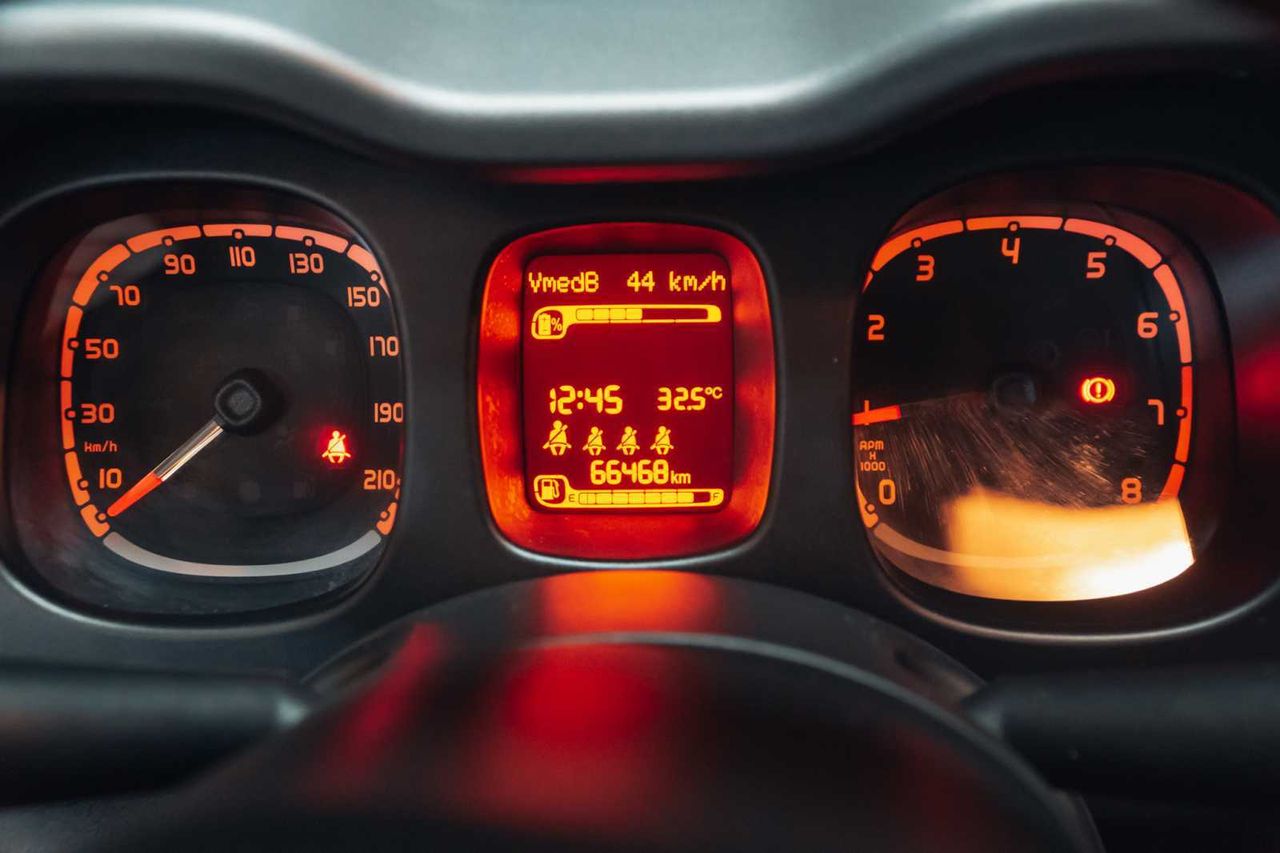 Fiat Panda City Life Hybrid 1.0 Gse 51kw (70CV) - Foto 14