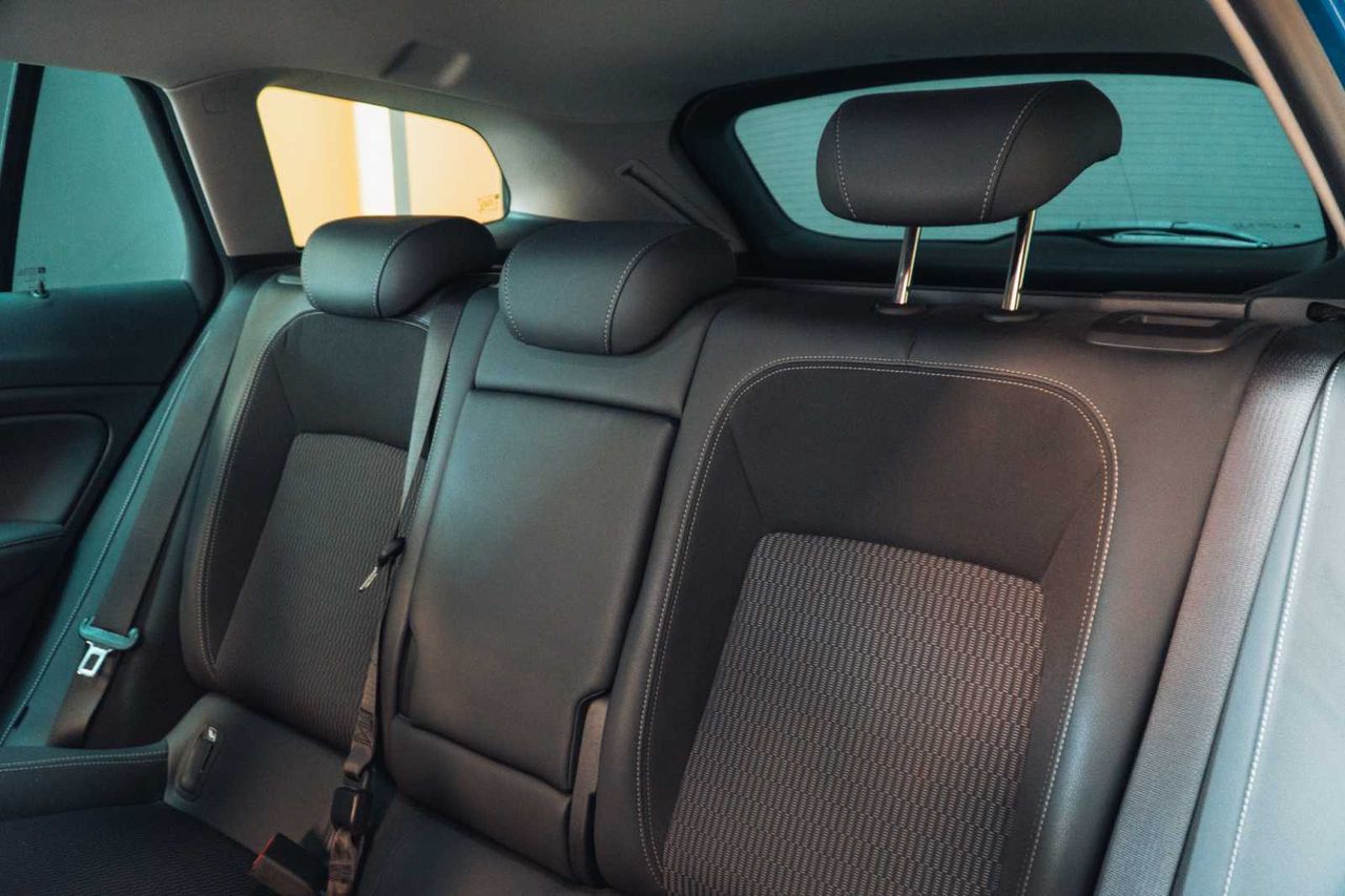 Opel Insignia  ST 1.6 CDTi 100kW Turbo D Innovation Aut  - Foto 19