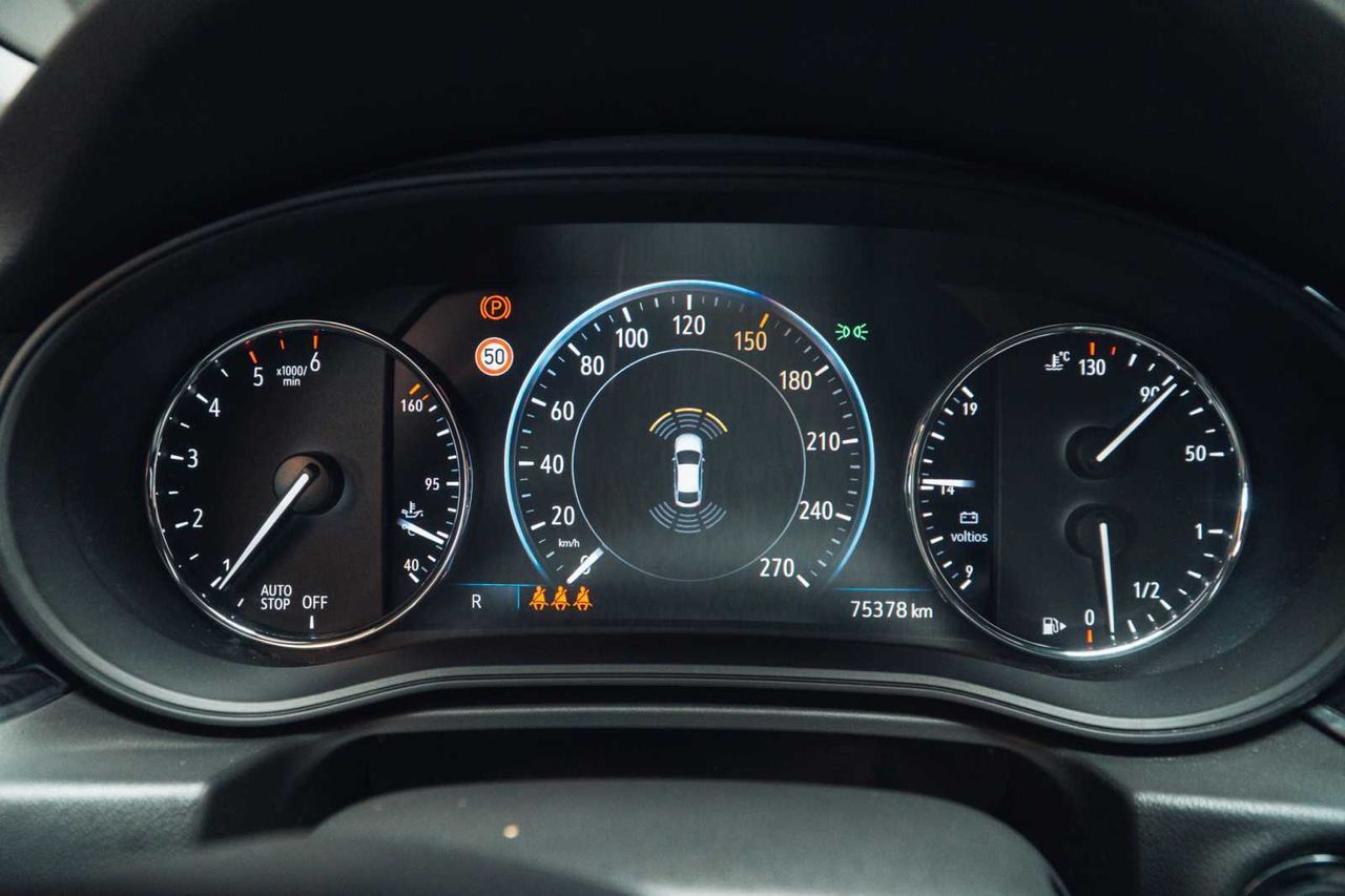 Opel Insignia  ST 1.6 CDTi 100kW Turbo D Innovation Aut  - Foto 14