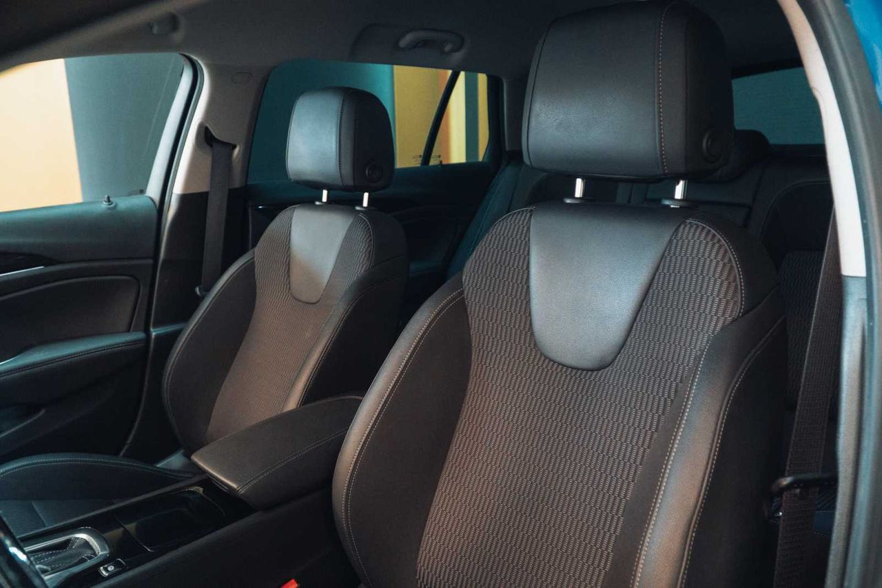 Opel Insignia  ST 1.6 CDTi 100kW Turbo D Innovation Aut  - Foto 16