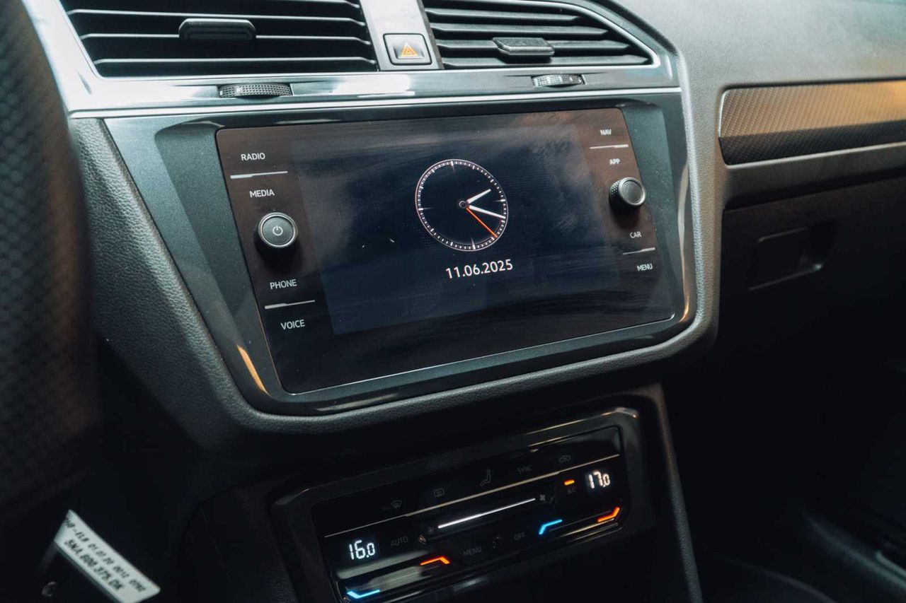 Volkswagen Tiguan R-Line 2.0 TDI 110kW (150CV) DSG 4Motion - Foto 23