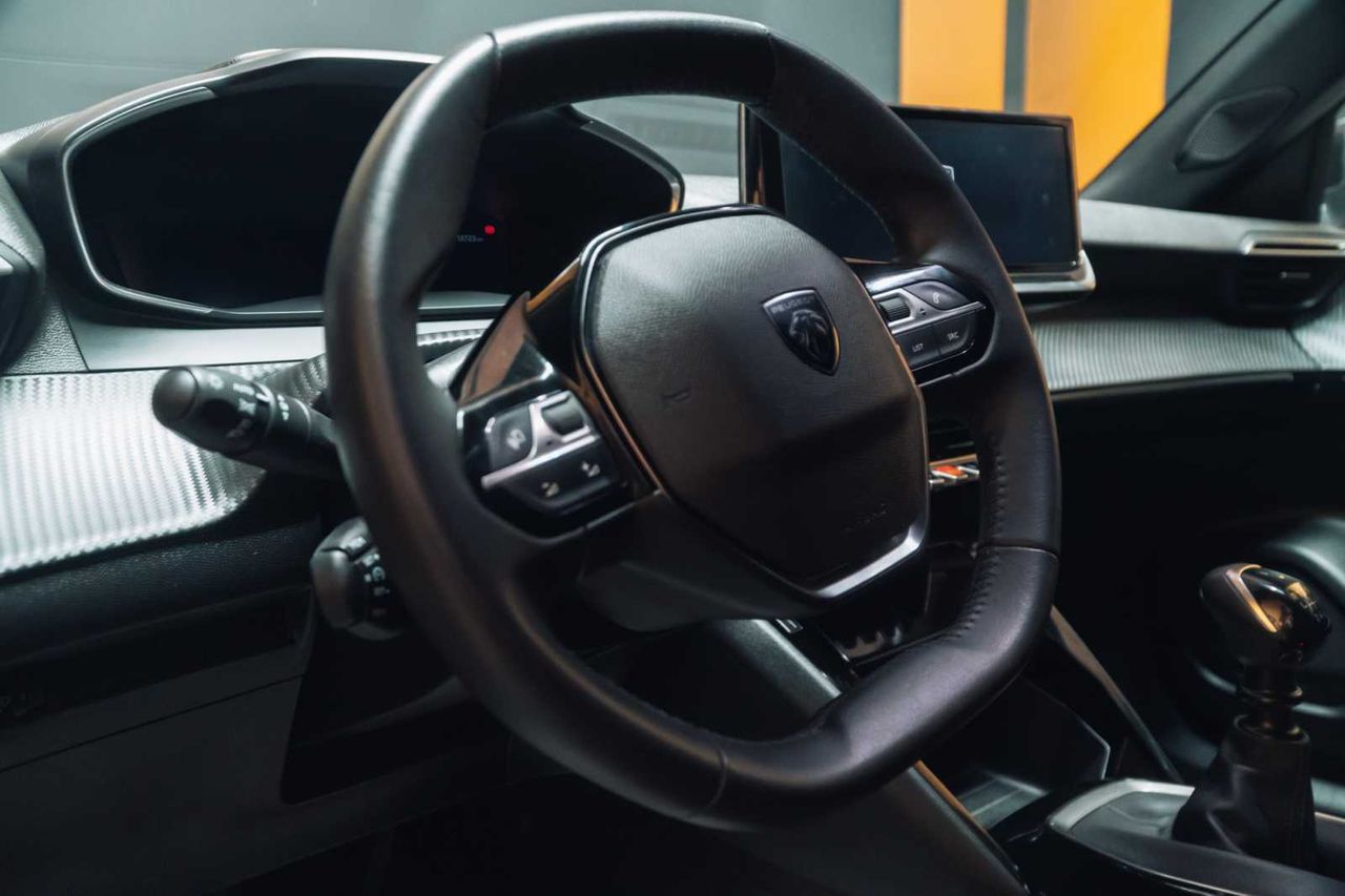 Peugeot 2008 Allure Puretech 100 S&S 6 Vel. MAN - Foto 15