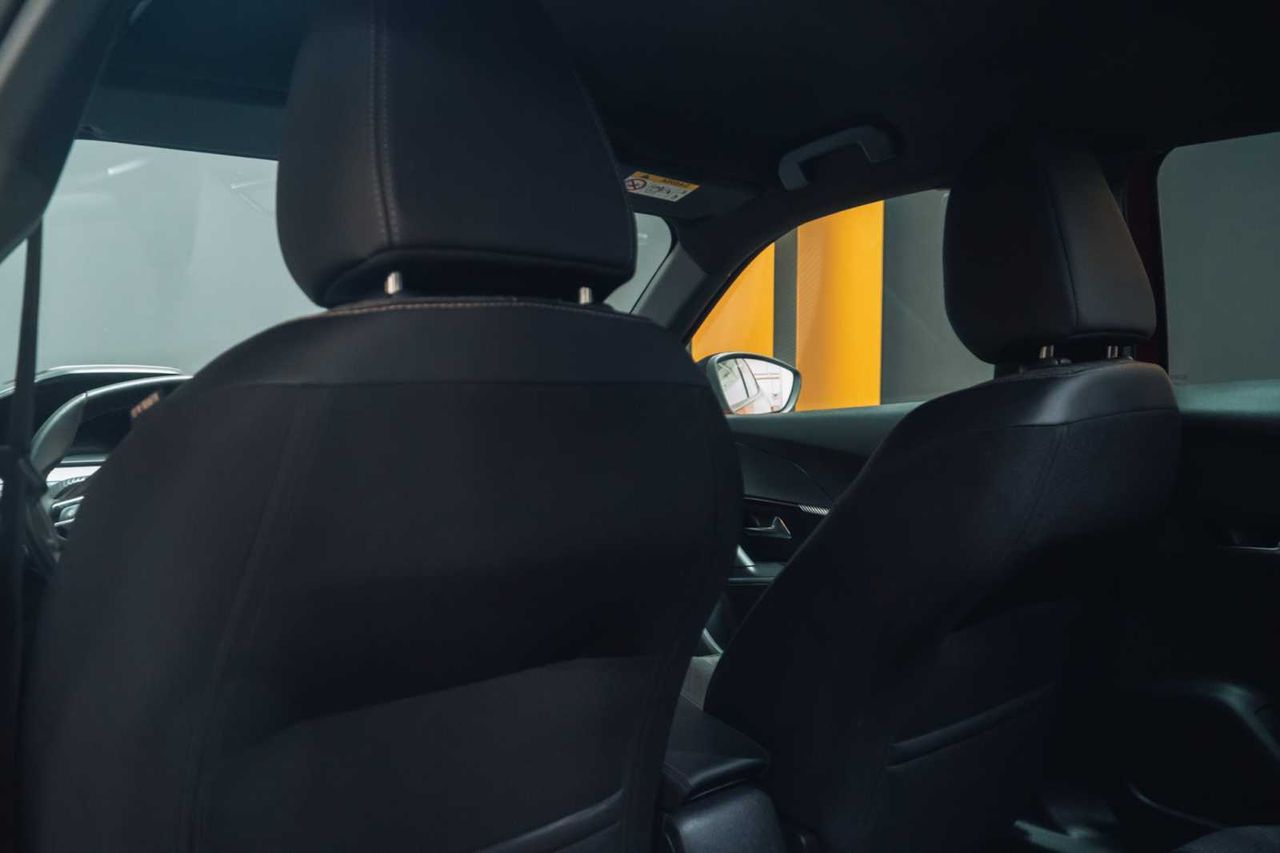 Peugeot 2008 Allure Puretech 100 S&S 6 Vel. MAN - Foto 24