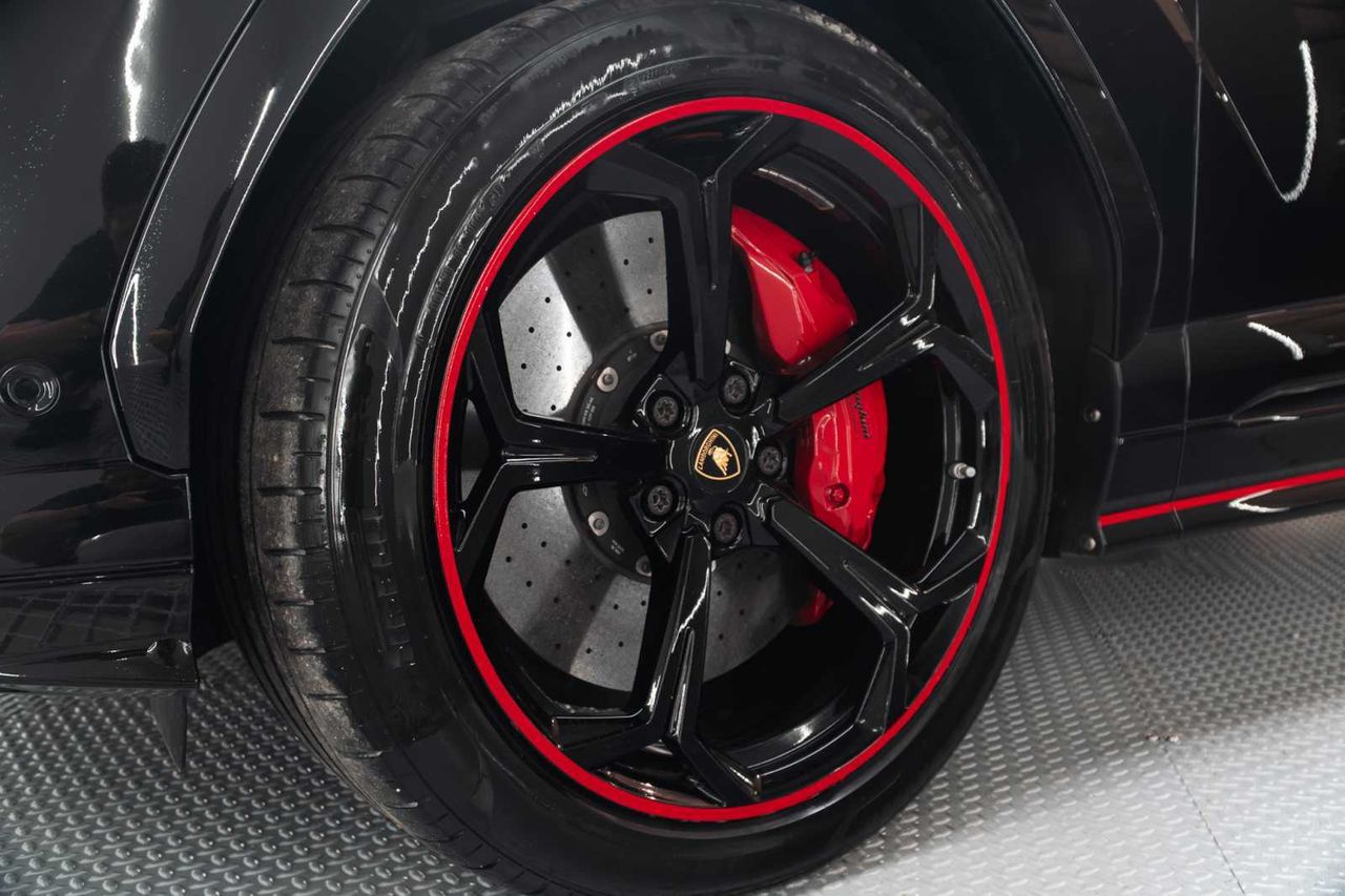 Lamborghini Urus   4.0 v8 s  - Foto 26