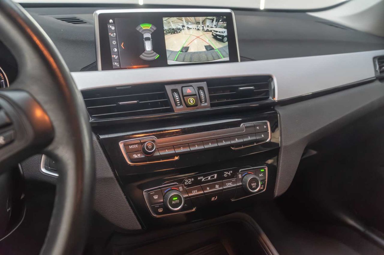 BMW X1 xDrive20dA - Foto 18