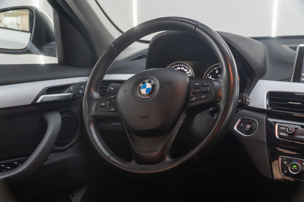 BMW X1 xDrive20dA - Foto 16