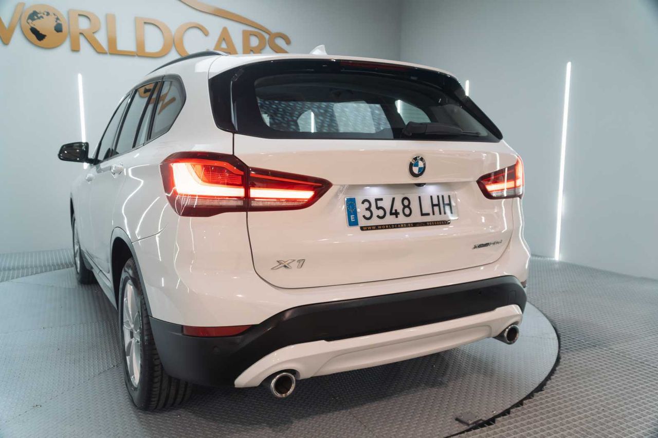BMW X1 xDrive20dA - Foto 12