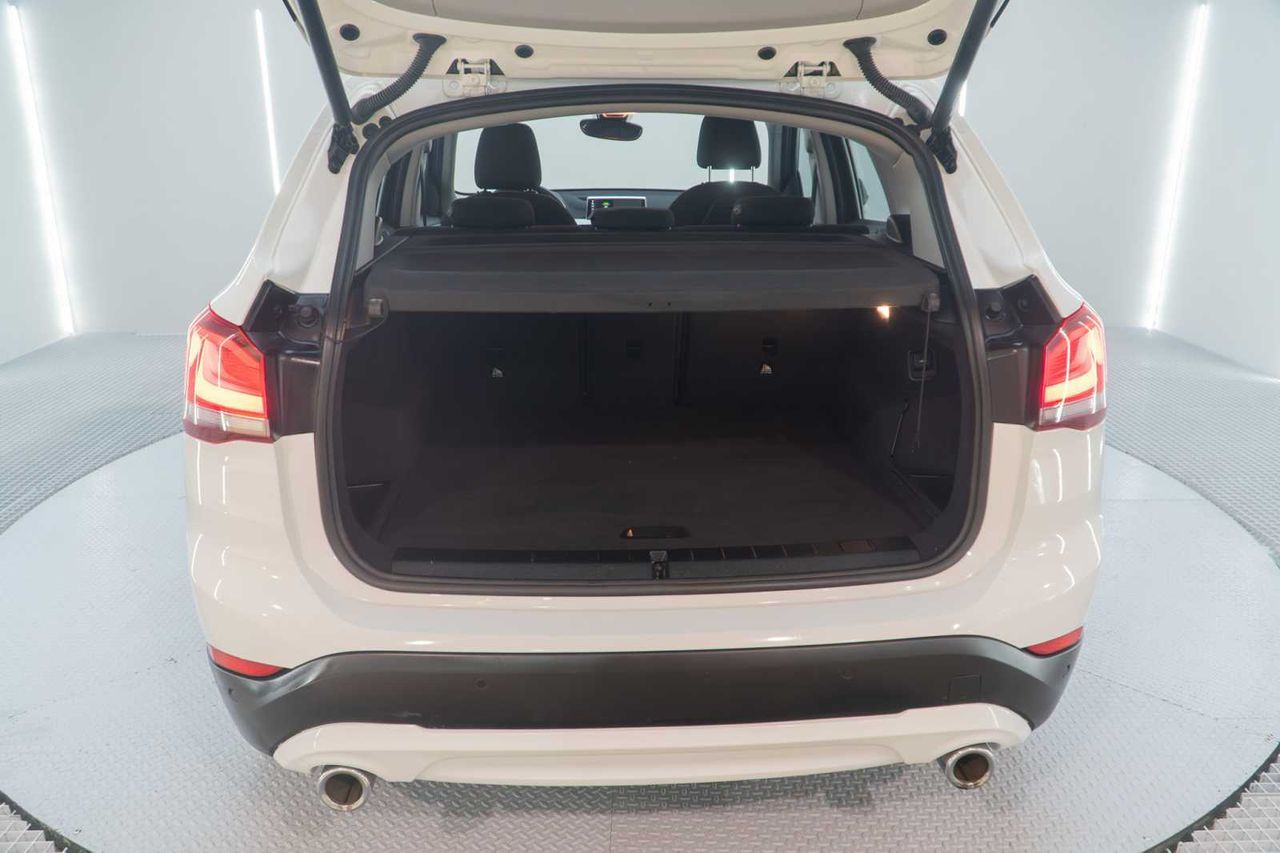 BMW X1 xDrive20dA - Foto 14
