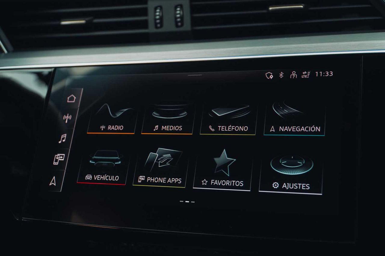 Audi e-tron 55 quattro  - Foto 14