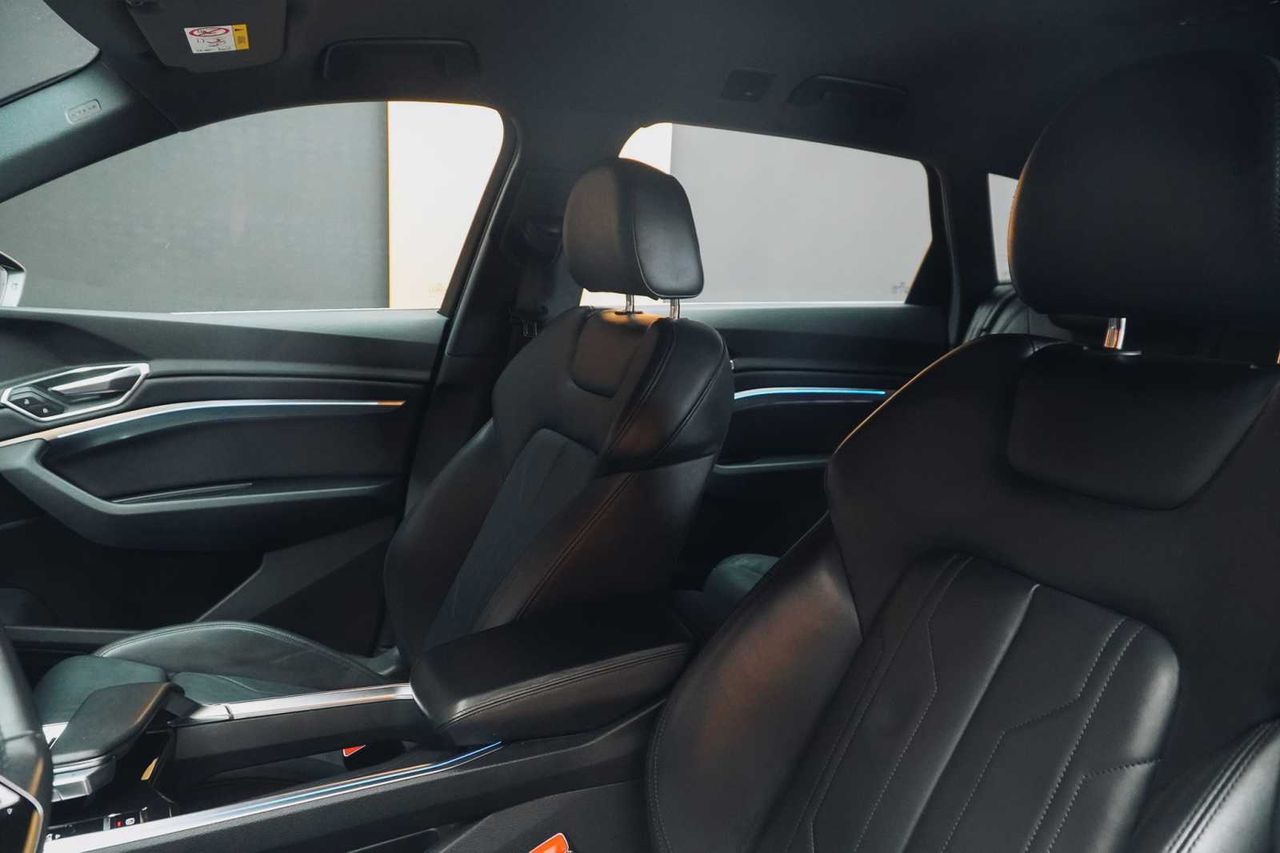 Audi e-tron 55 quattro  - Foto 15