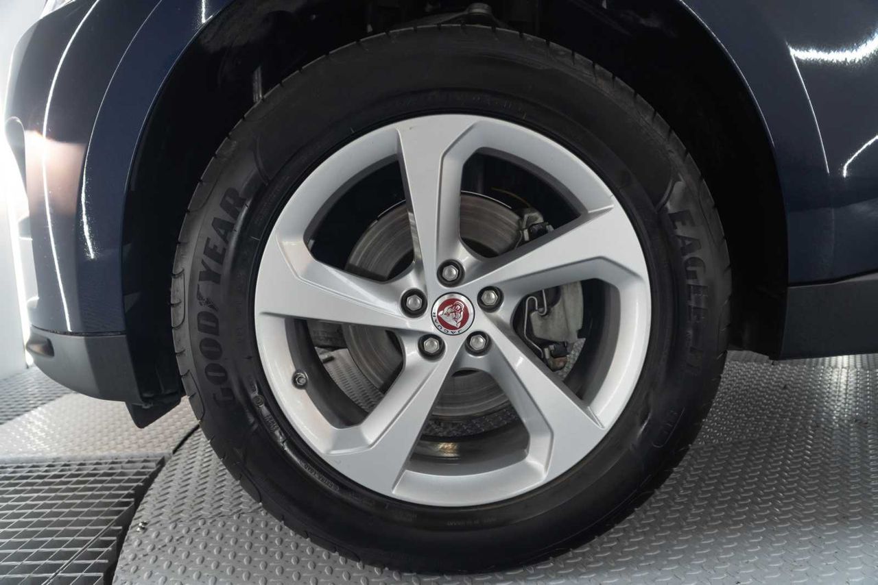 Jaguar F-Pace 2.0L i4D 177kW Prestige AWD Auto  - Foto 25