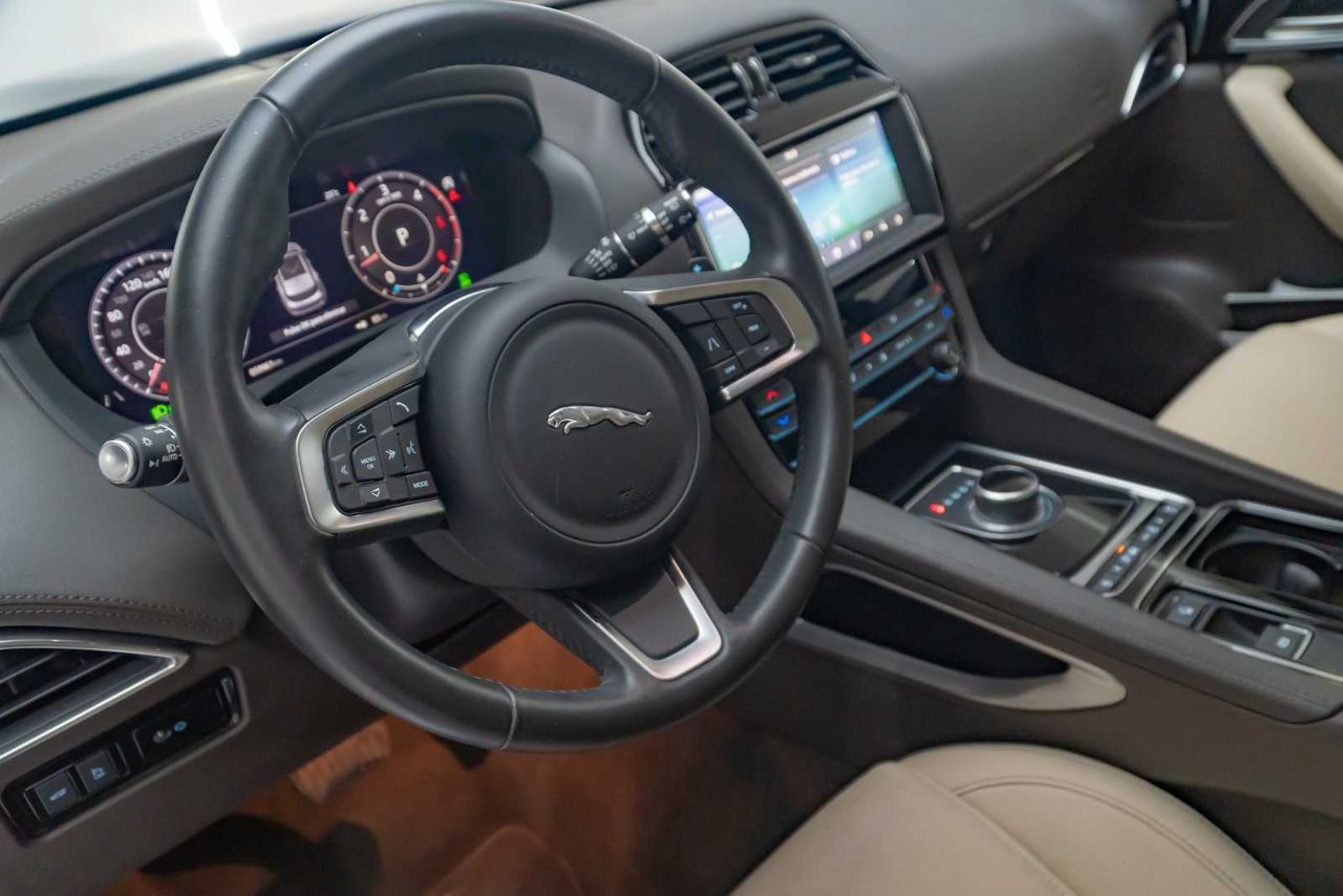 Jaguar F-Pace 2.0L i4D 177kW Prestige AWD Auto  - Foto 14