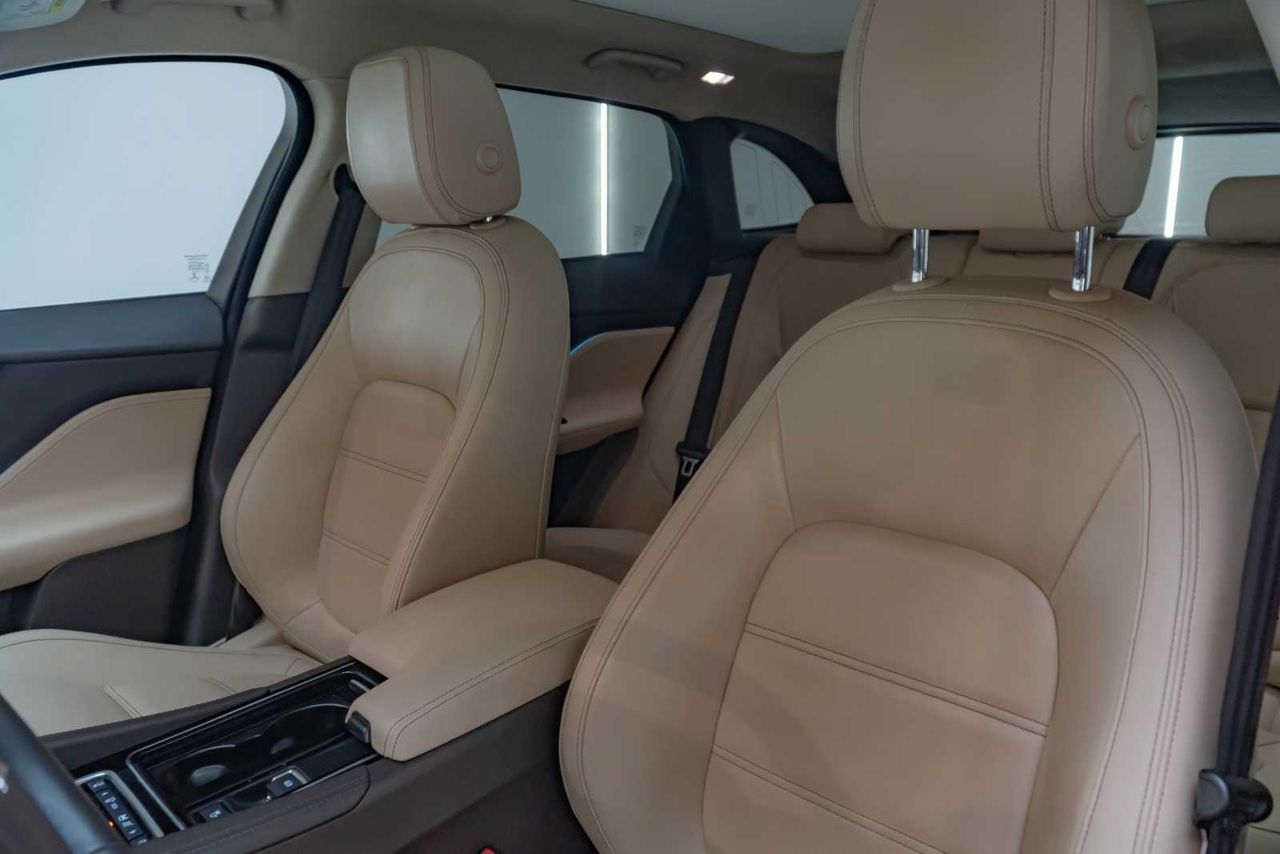 Jaguar F-Pace 2.0L i4D 177kW Prestige AWD Auto  - Foto 20