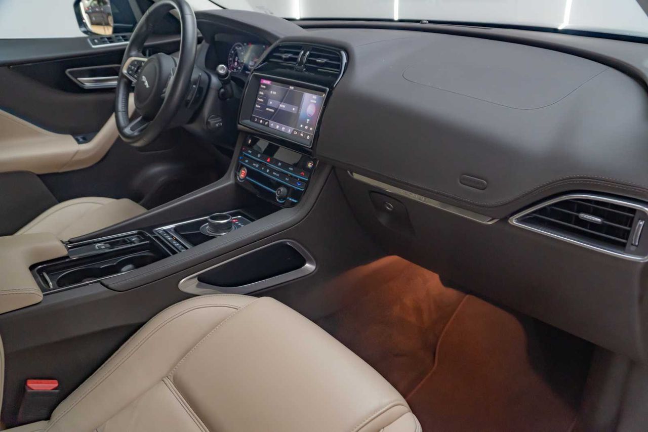 Jaguar F-Pace 2.0L i4D 177kW Prestige AWD Auto  - Foto 24