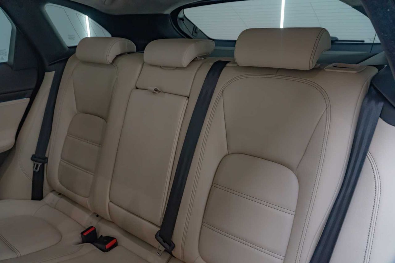 Jaguar F-Pace 2.0L i4D 177kW Prestige AWD Auto  - Foto 21