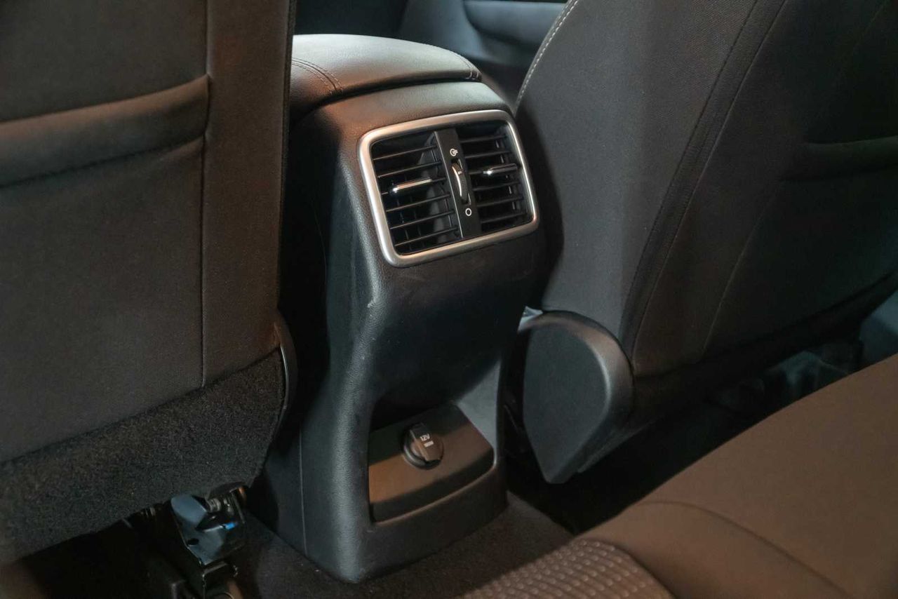 Kia Sportage 1.6 MHEV Drive Plus 100kW (136CV) 4x2  - Foto 23