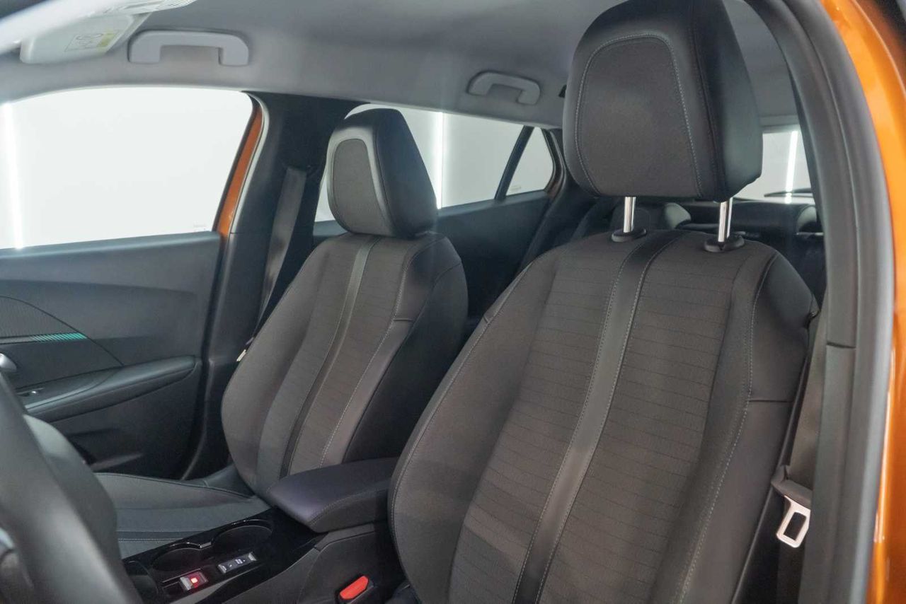 Peugeot 2008 Allure BlueHDI 130 S&S EAT8 - Foto 19