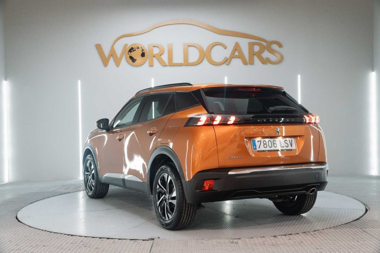 Peugeot 2008 Allure BlueHDI 130 S&S EAT8 - Foto 9