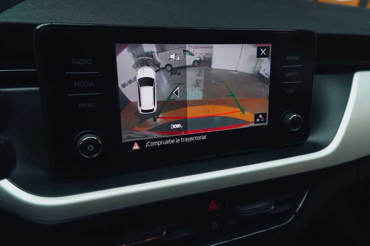 Skoda Kamiq 1.0 TSI 81kW (110CV) DSG Emotion - Foto 21