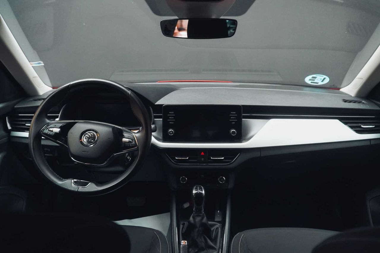 Skoda Kamiq 1.0 TSI 81kW (110CV) DSG Emotion - Foto 22