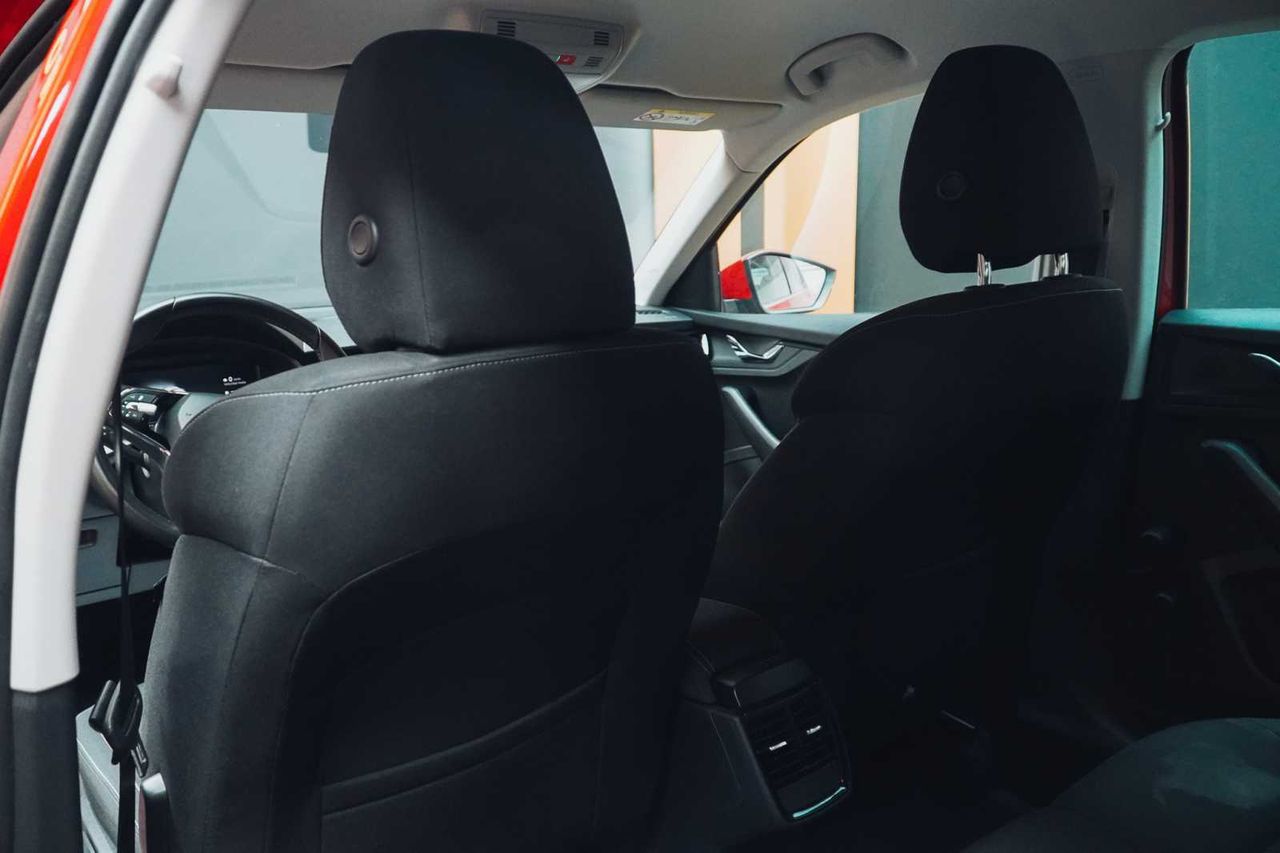 Skoda Kamiq 1.0 TSI 81kW (110CV) DSG Emotion - Foto 17