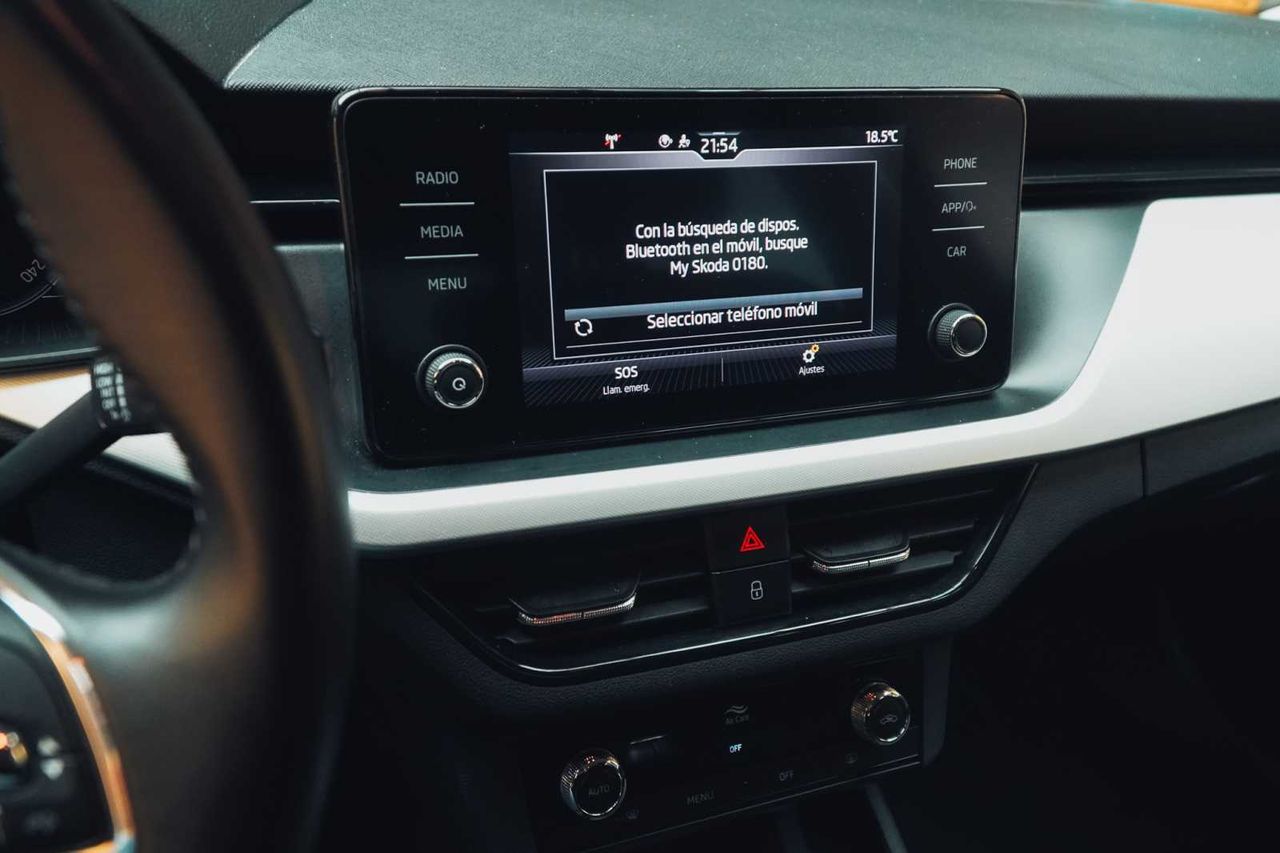 Skoda Kamiq 1.0 TSI 81kW (110CV) DSG Emotion - Foto 24