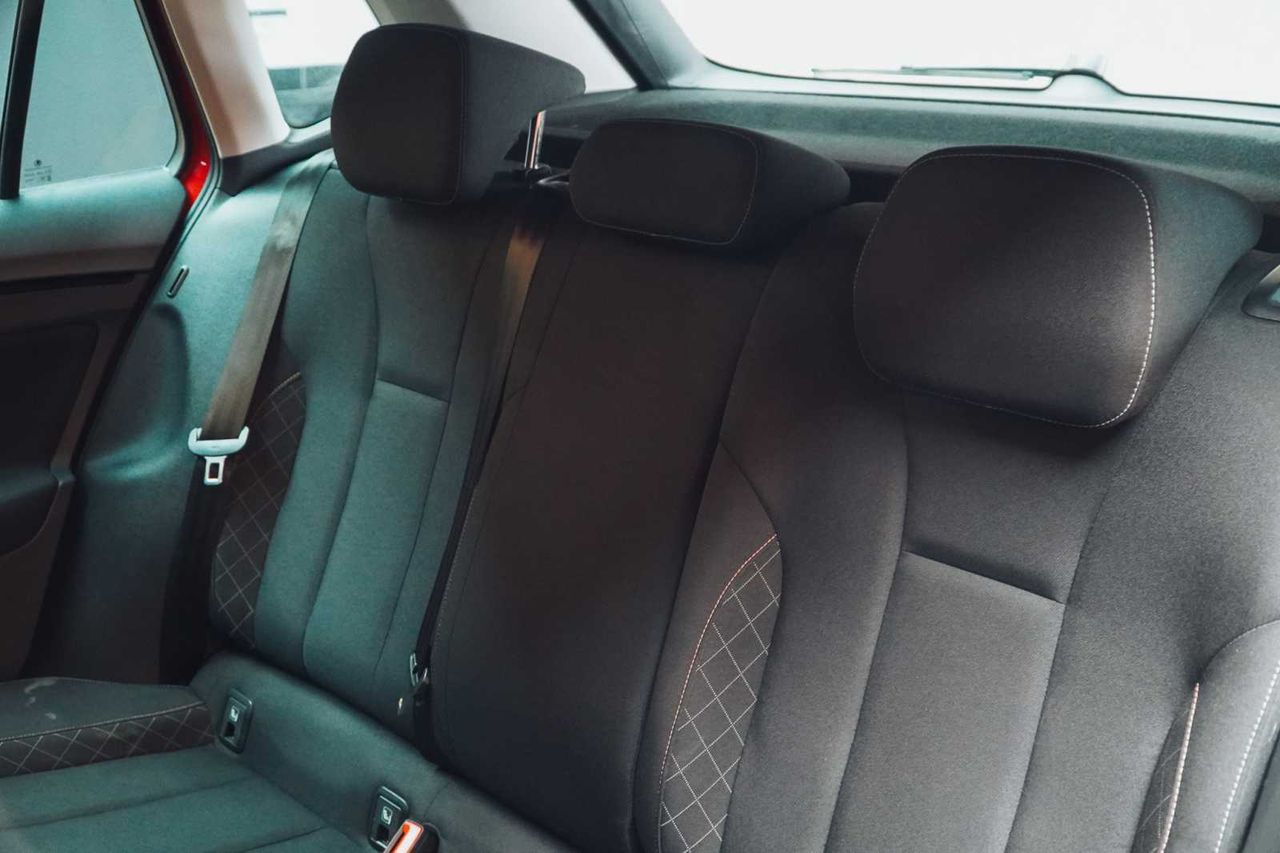 Skoda Kamiq 1.0 TSI 81kW (110CV) DSG Emotion - Foto 18