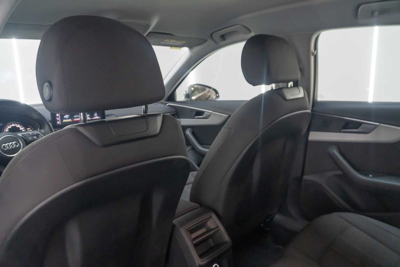 Audi A4 Advanced 30 TDI 100kW (136CV) S tronic - Foto 21