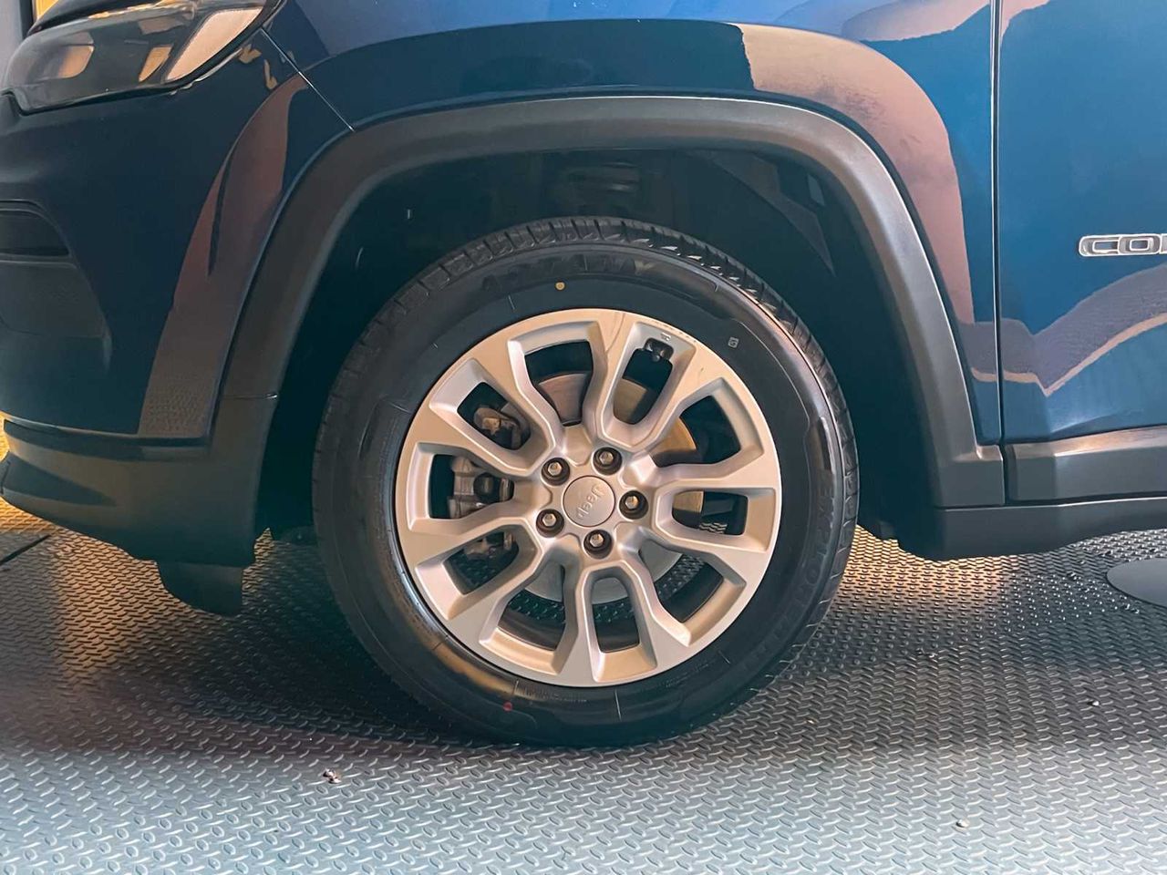 Jeep Compass 1.6 Mjet 96kW (130CV) Longitude FWD  - Foto 24