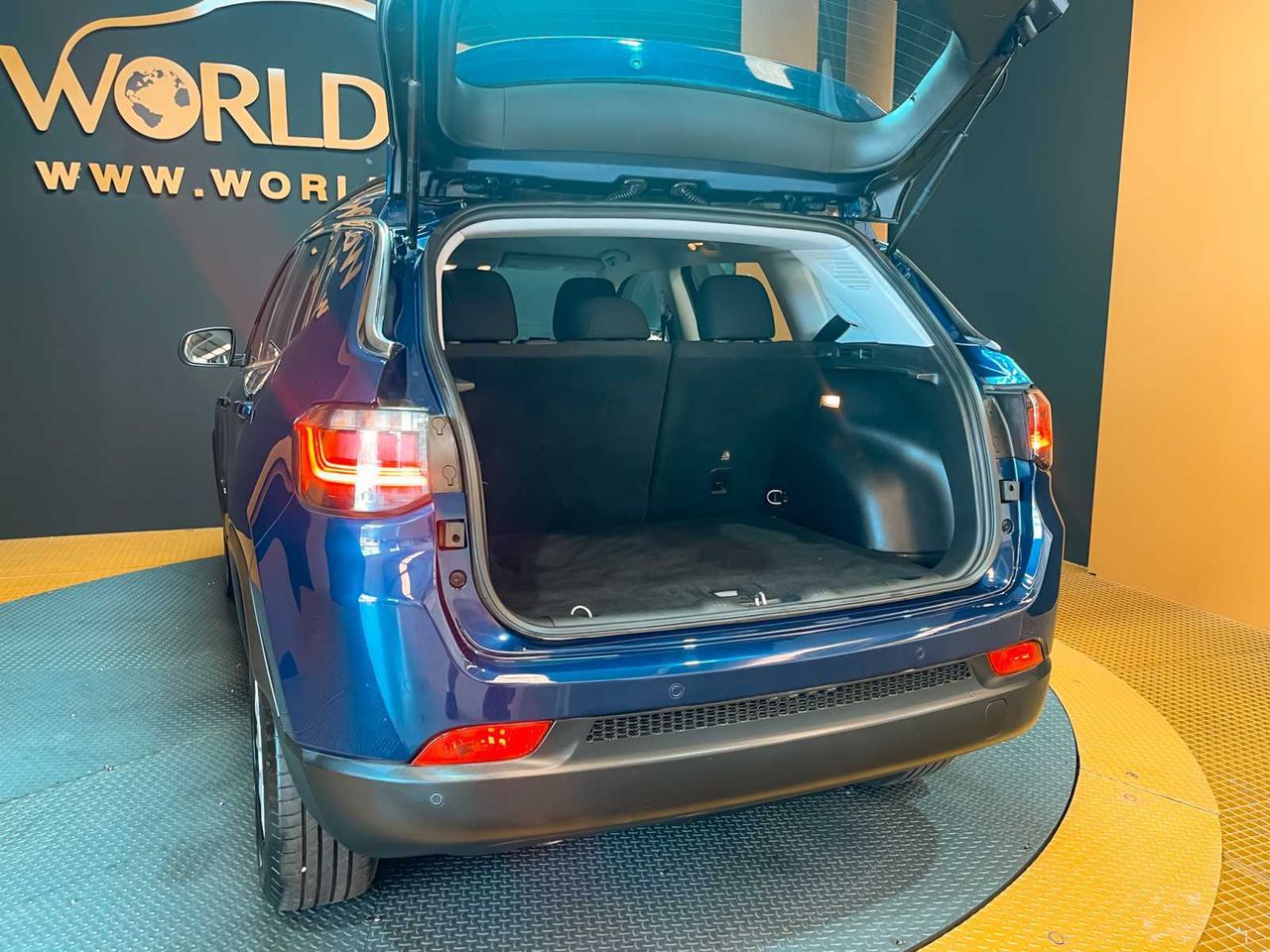 Jeep Compass 1.6 Mjet 96kW (130CV) Longitude FWD  - Foto 11