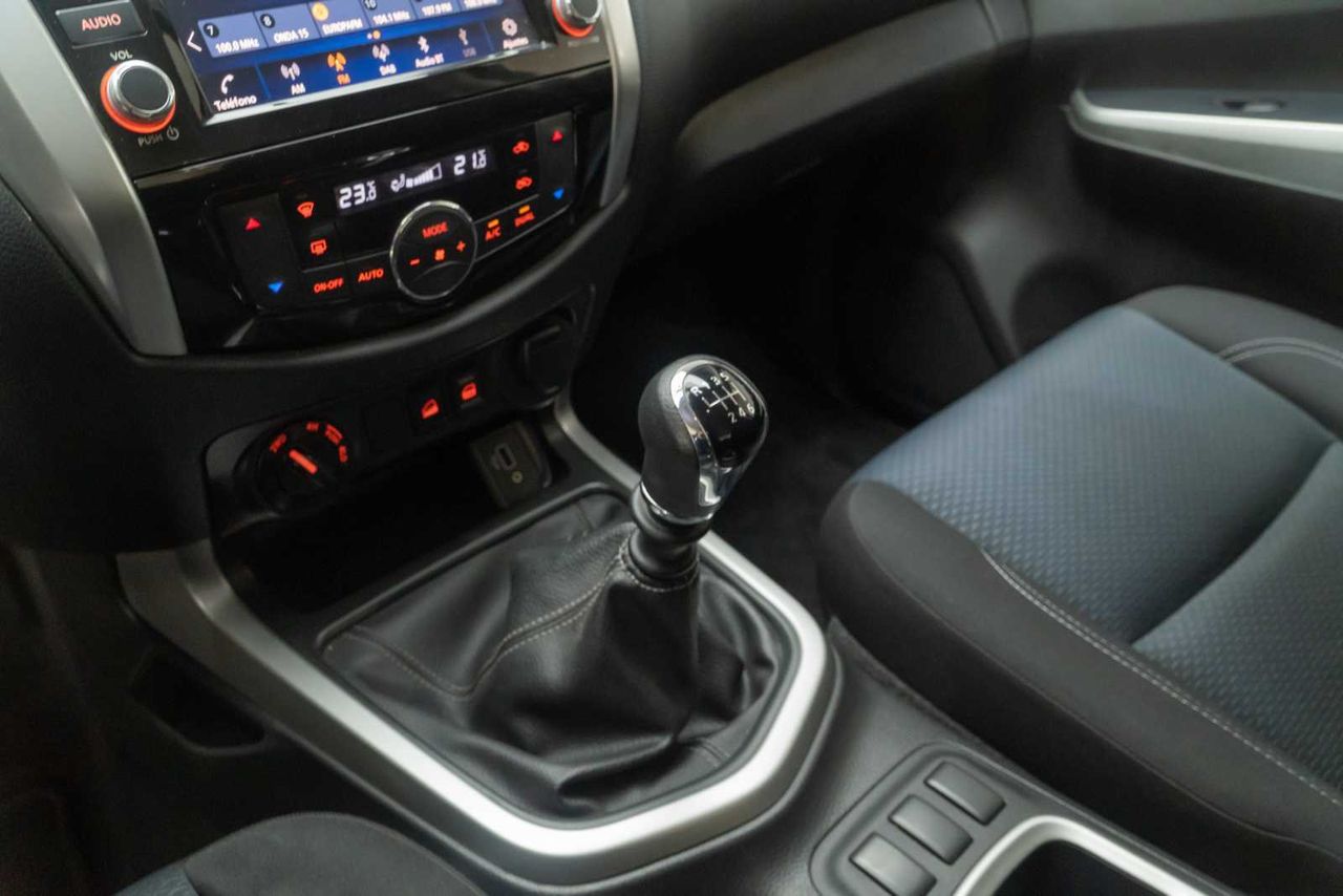 Nissan Navara   2.2cc 190cv - Foto 17