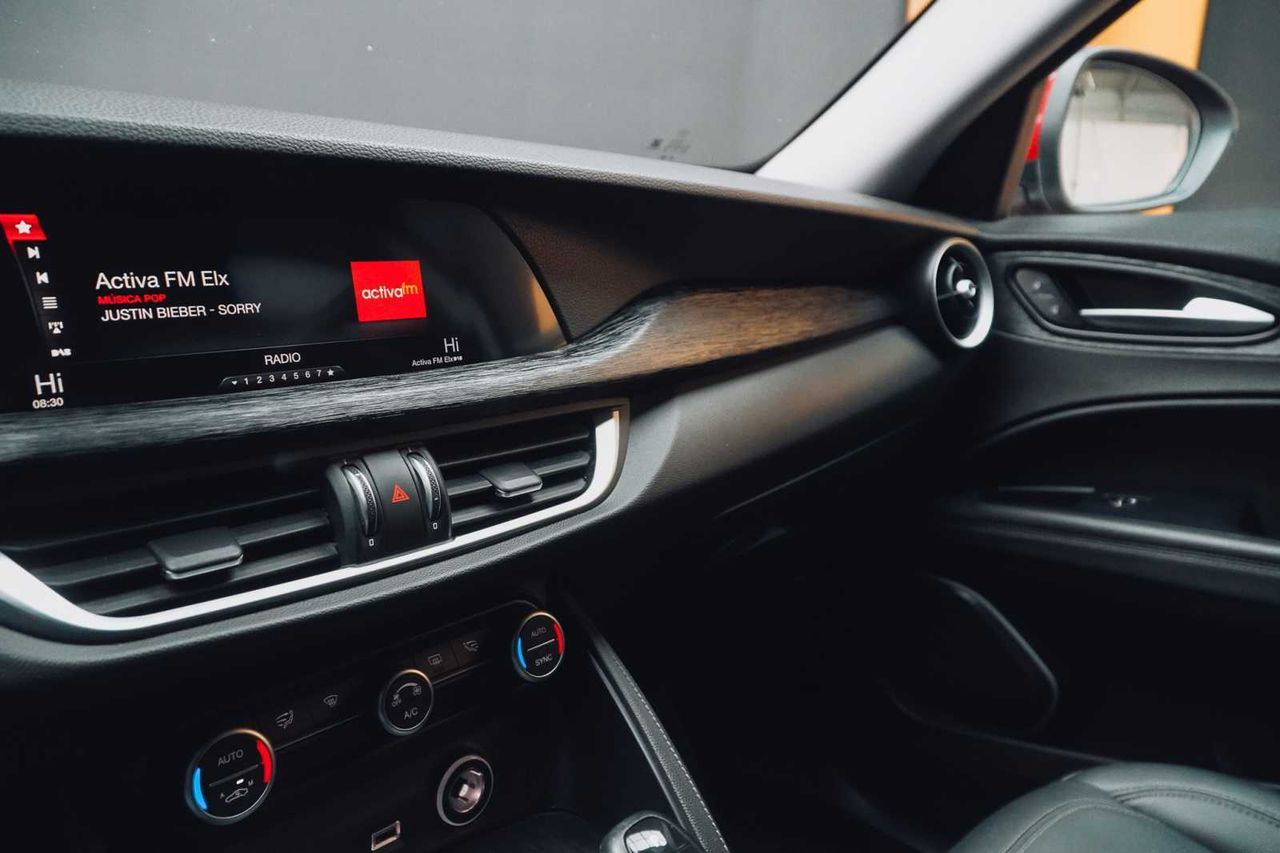 Alfa Romeo Stelvio 2.2 Diésel 154kW (210CV) Executive Q4  - Foto 20