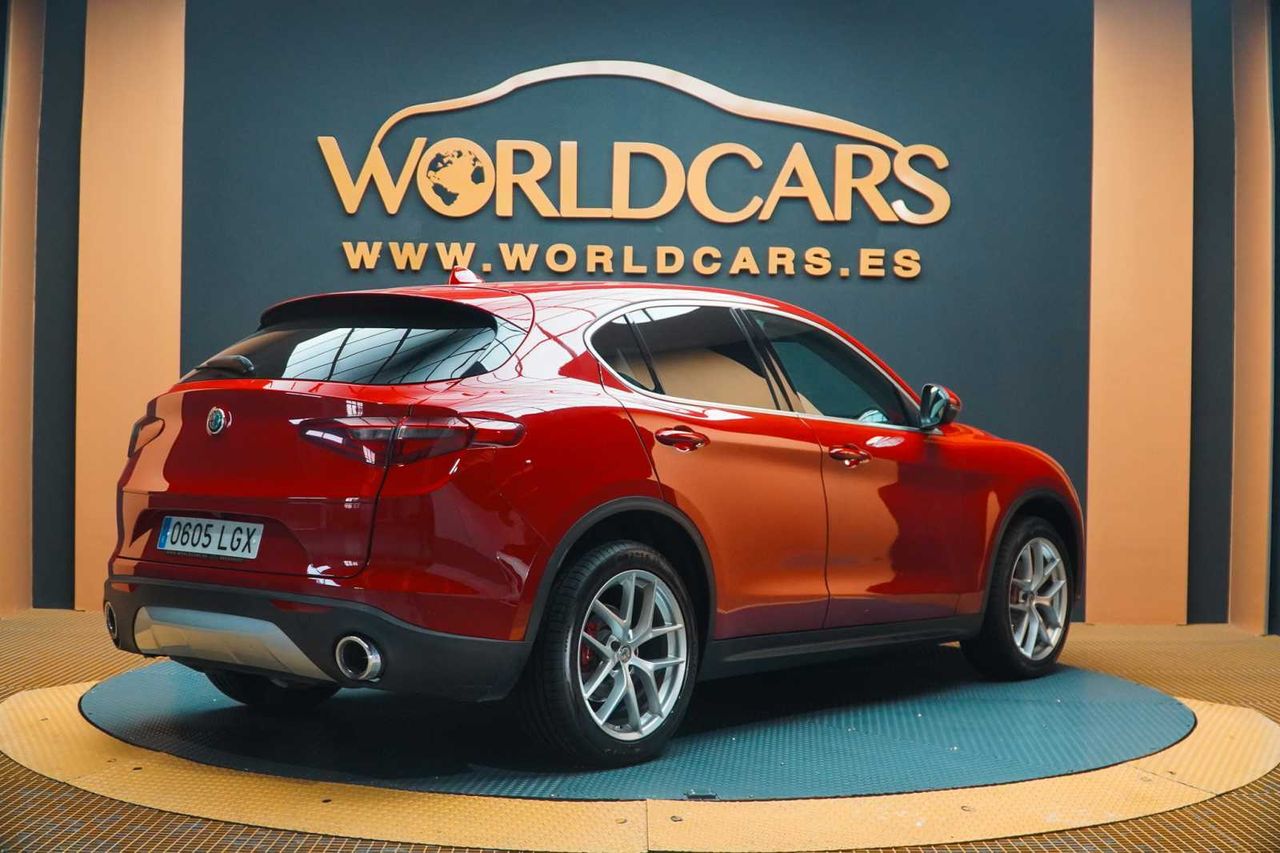 Alfa Romeo Stelvio 2.2 Diésel 154kW (210CV) Executive Q4  - Foto 10