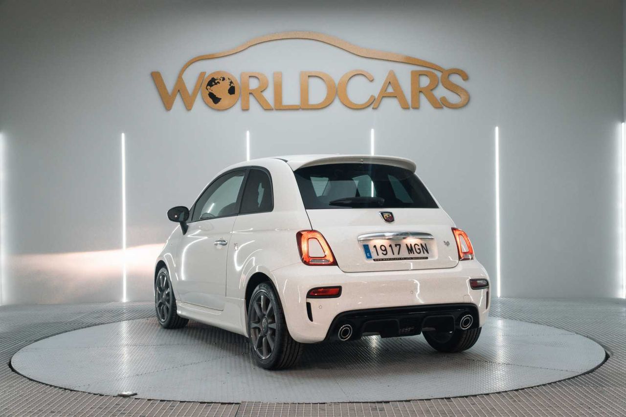 Abarth 500 595 1.4 16v T-Jet 121kW (165 CV) - Foto 9