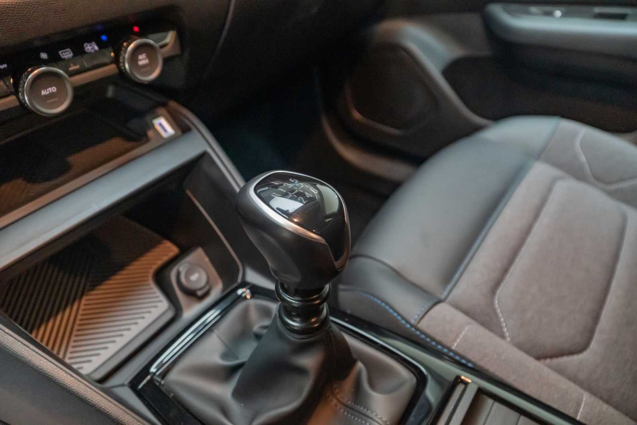 Citroën C4 PureTech 130 S&S 6v Plus  - Foto 17