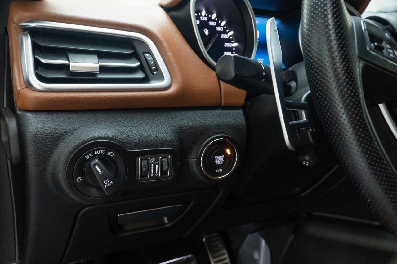 Maserati Ghibli Gransport V6 350 HP RWD  - Foto 16