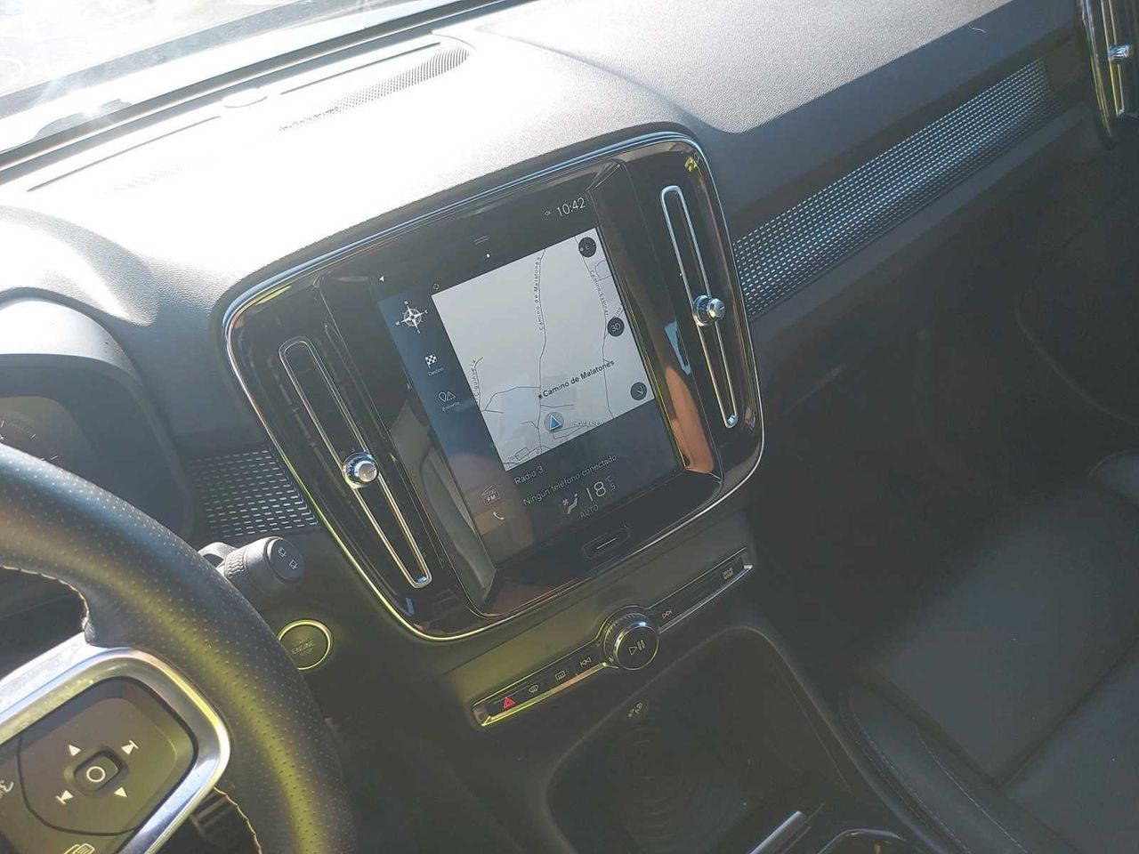 Volvo XC40 2.0 D4 AWD R-Design Auto  - Foto 7