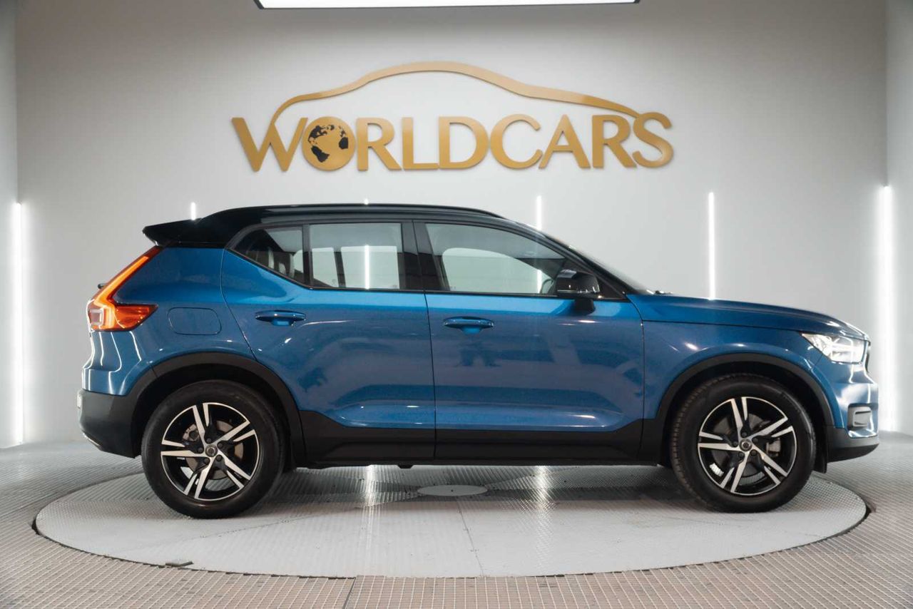 Volvo XC40 2.0 D4 AWD R-Design Auto  - Foto 5