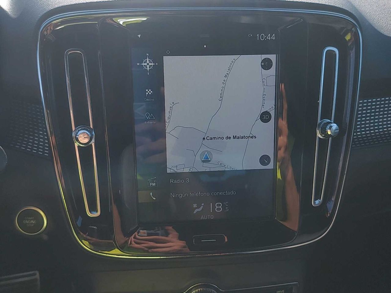 Volvo XC40 2.0 D4 AWD R-Design Auto  - Foto 8