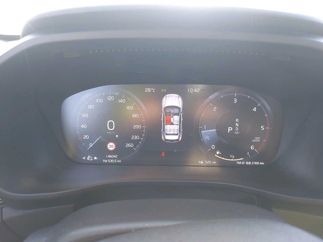 Volvo XC40 2.0 D4 AWD R-Design Auto  - Foto 5