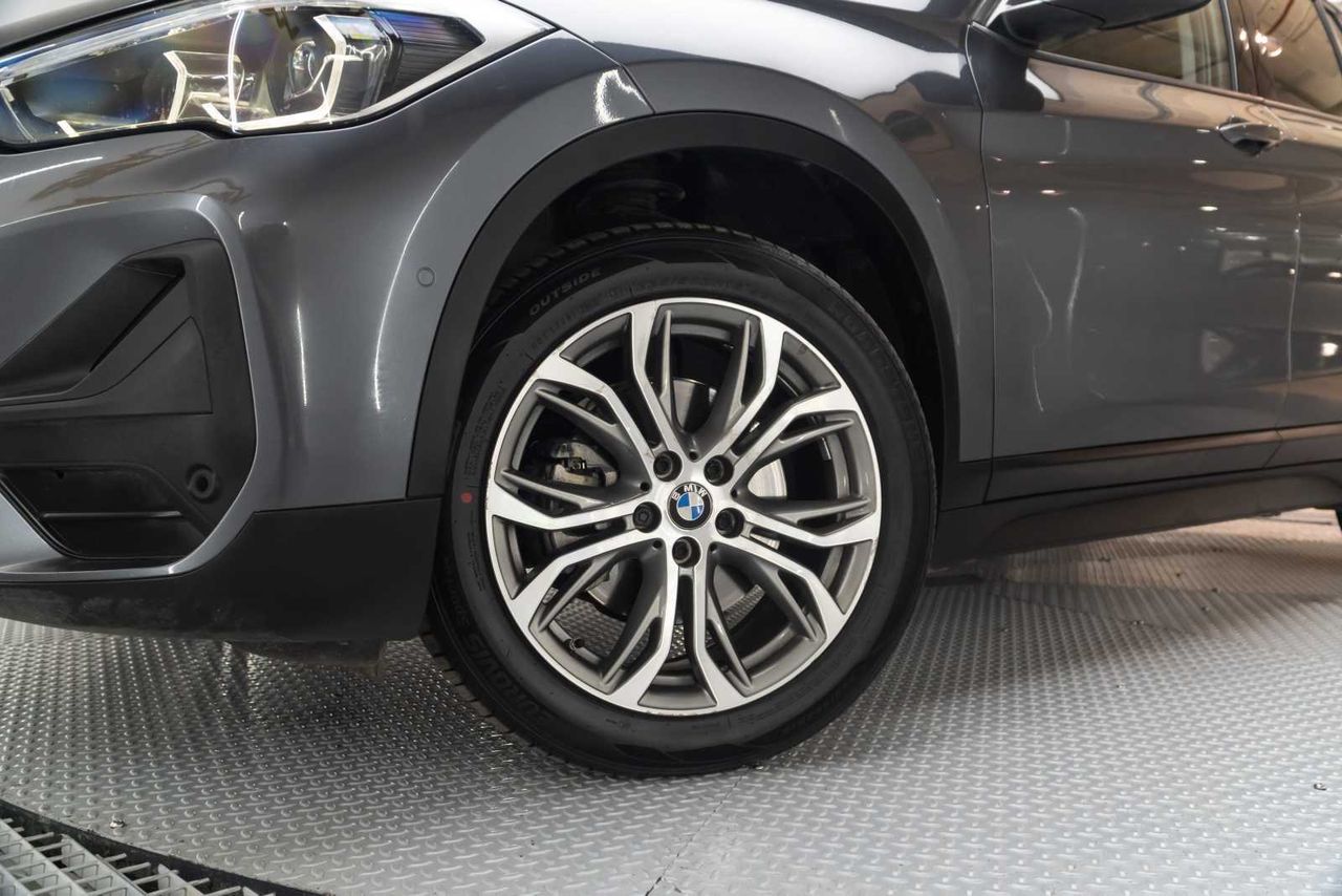 BMW X1 sDrive18i  - Foto 24