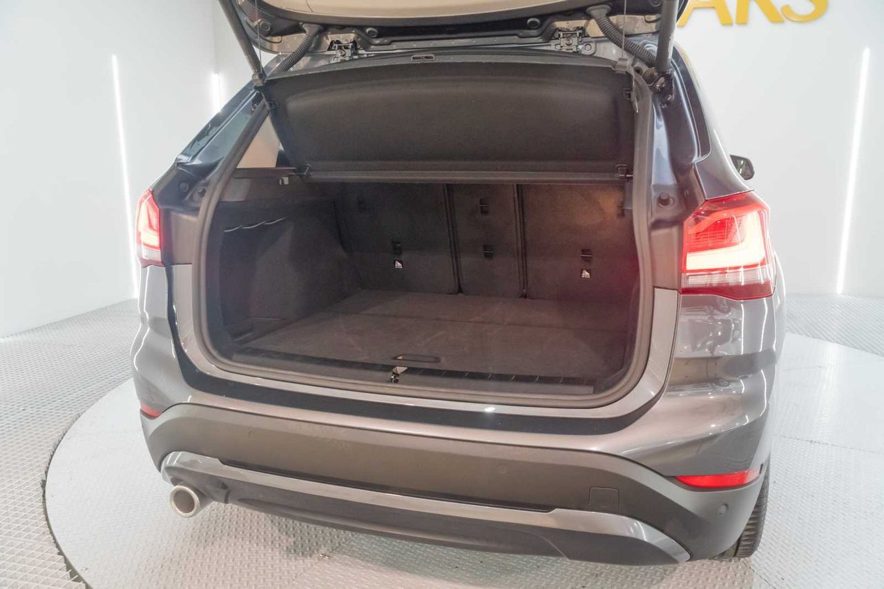 BMW X1 sDrive18i  - Foto 12