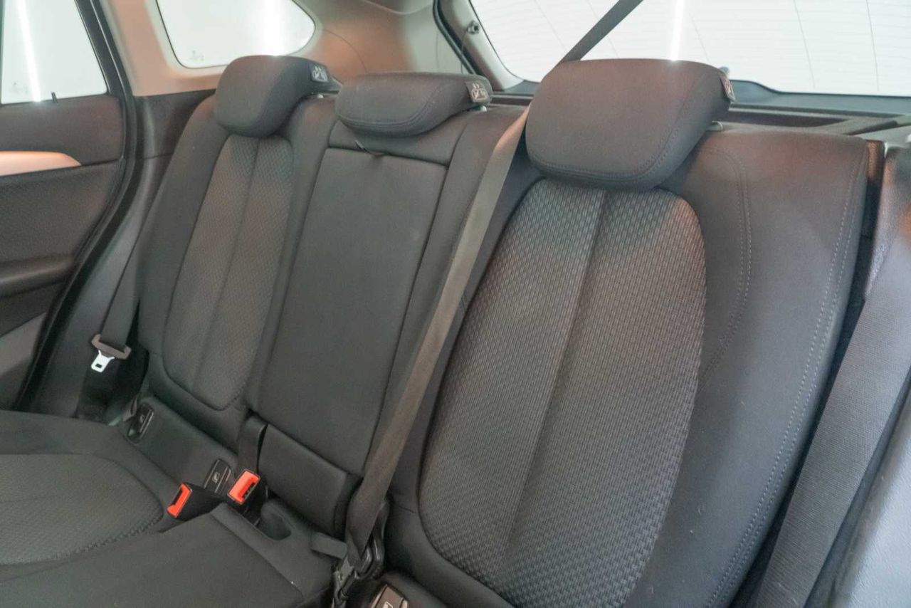 BMW X1 sDrive18i  - Foto 16