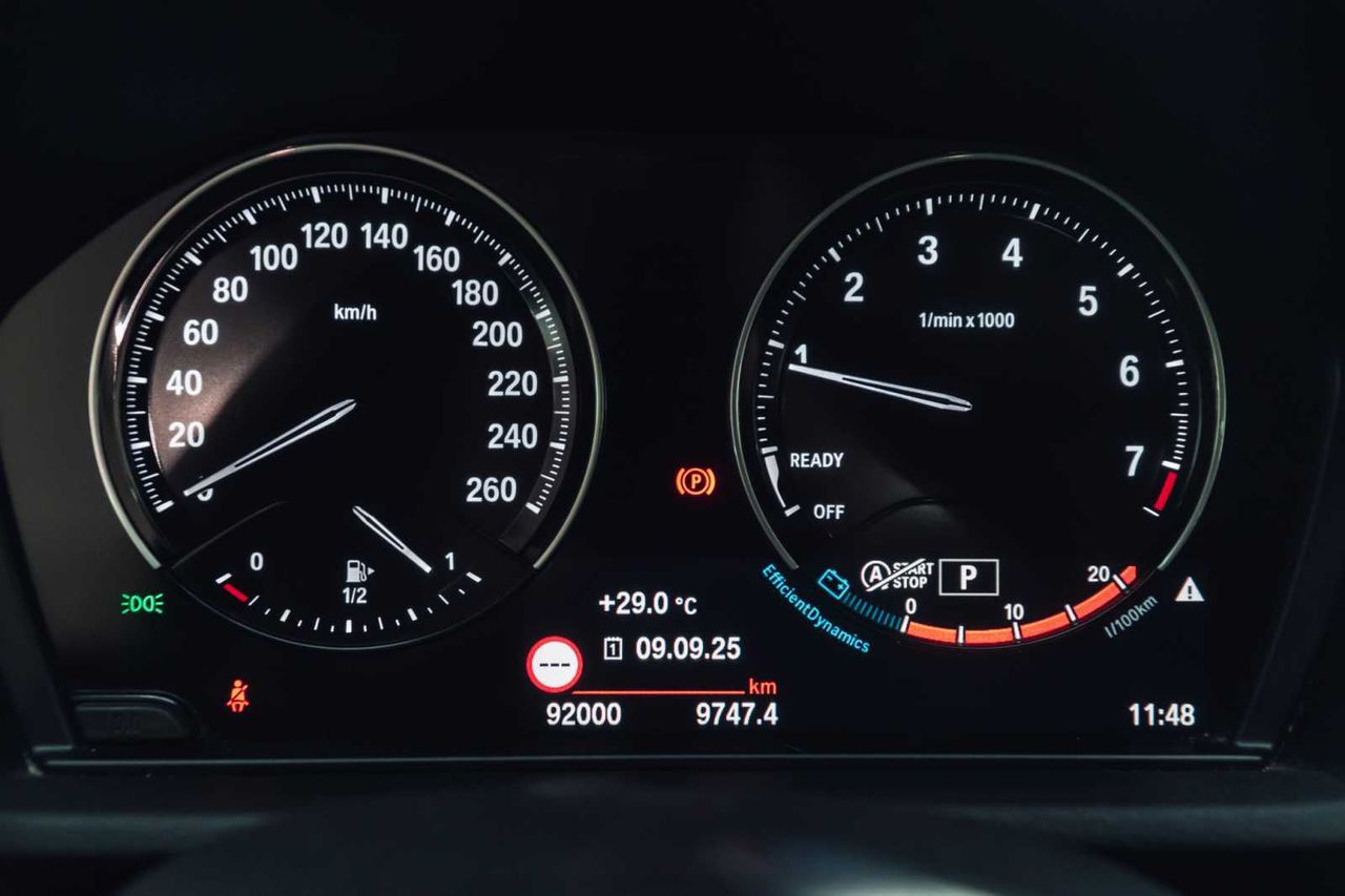 BMW X1 sDrive18i - Foto 18