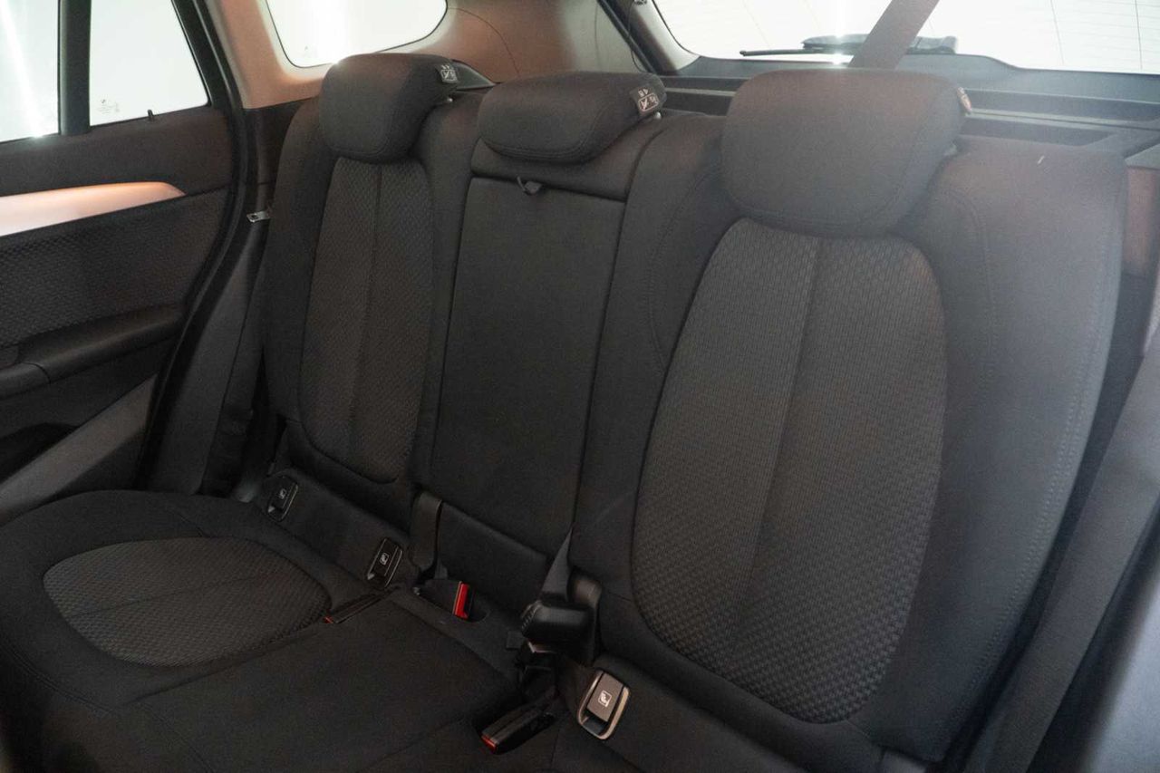 BMW X1 sDrive18i - Foto 14