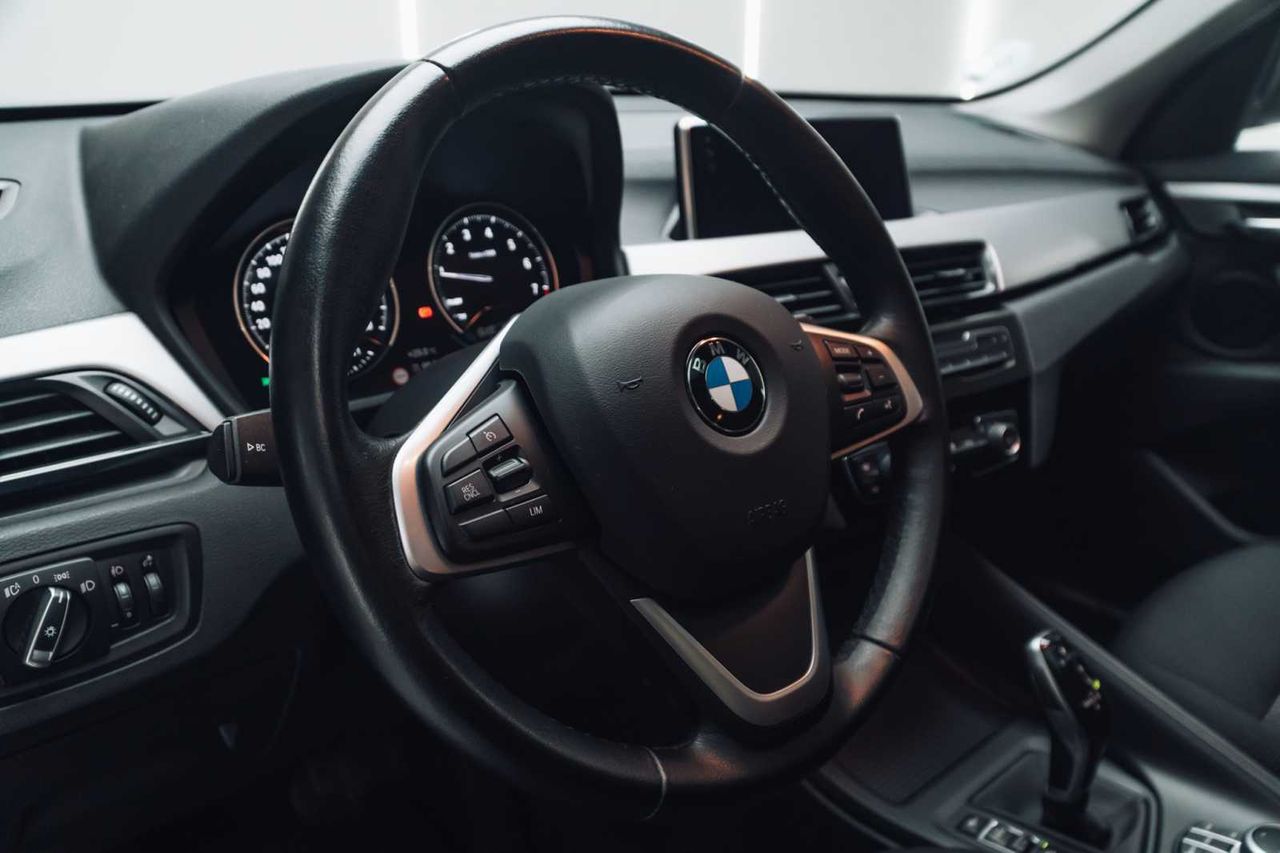 BMW X1 sDrive18i - Foto 17