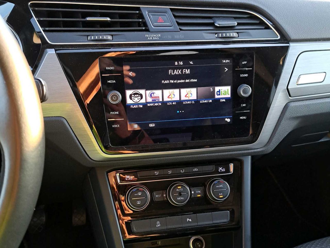 Volkswagen Touran Advance 2.0 TDI 85kW (115CV)  - Foto 5