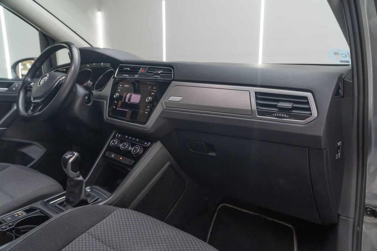 Volkswagen Touran Advance 2.0 TDI 85kW (115CV)  - Foto 22