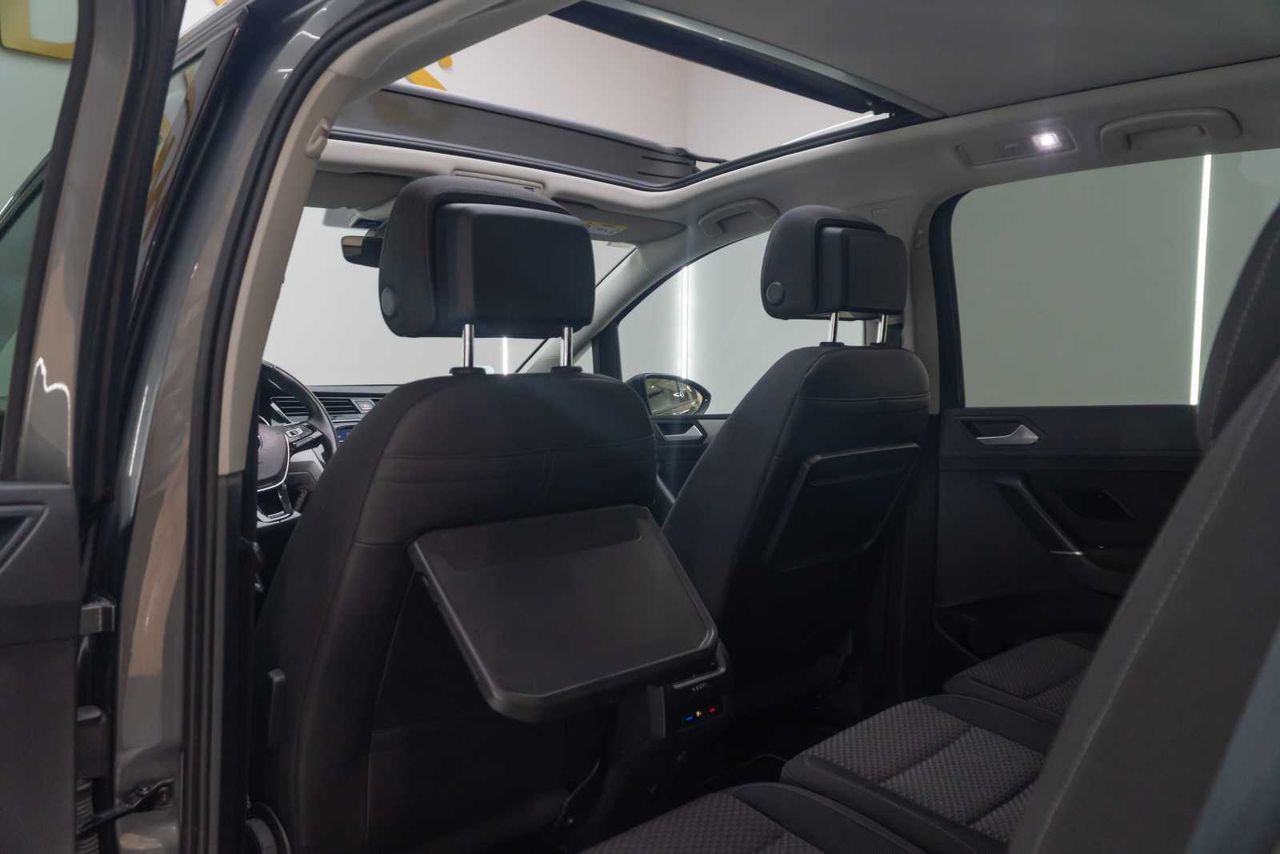 Volkswagen Touran Advance 2.0 TDI 85kW (115CV)  - Foto 23