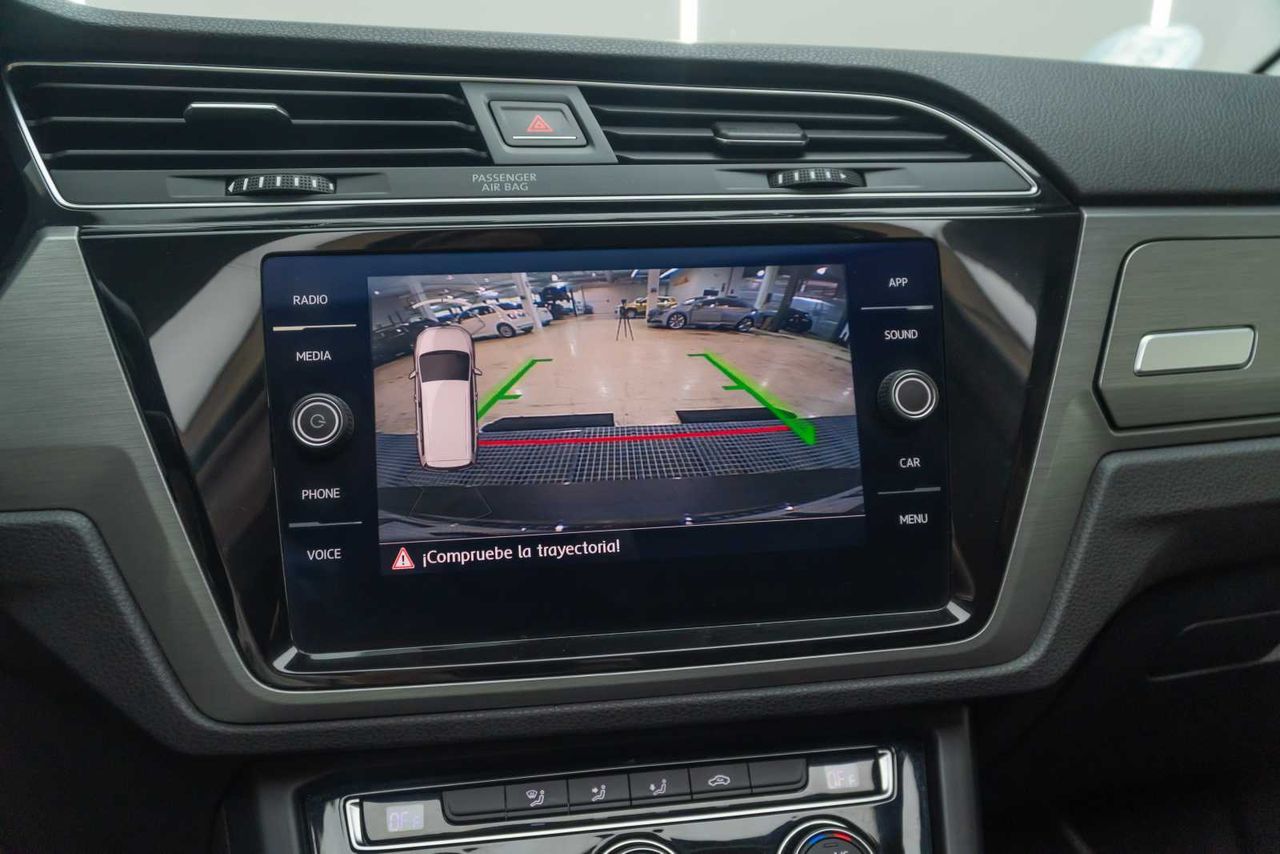 Volkswagen Touran Advance 2.0 TDI 85kW (115CV)  - Foto 19